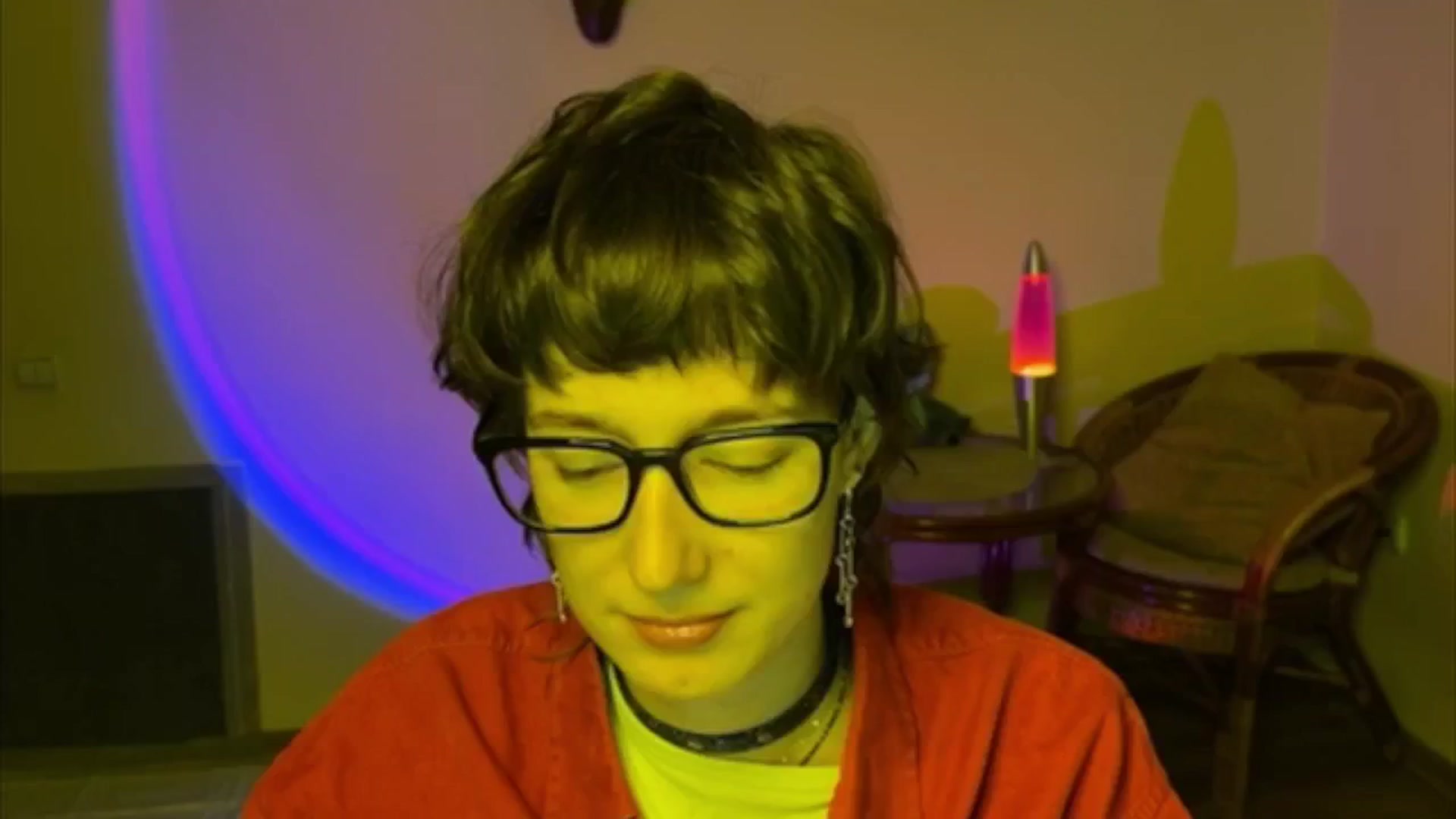 Gallery image thumbnail from LoooneyTunes's myfreecams stream on, 06/11/2025, 17:22 image 3 of 20
