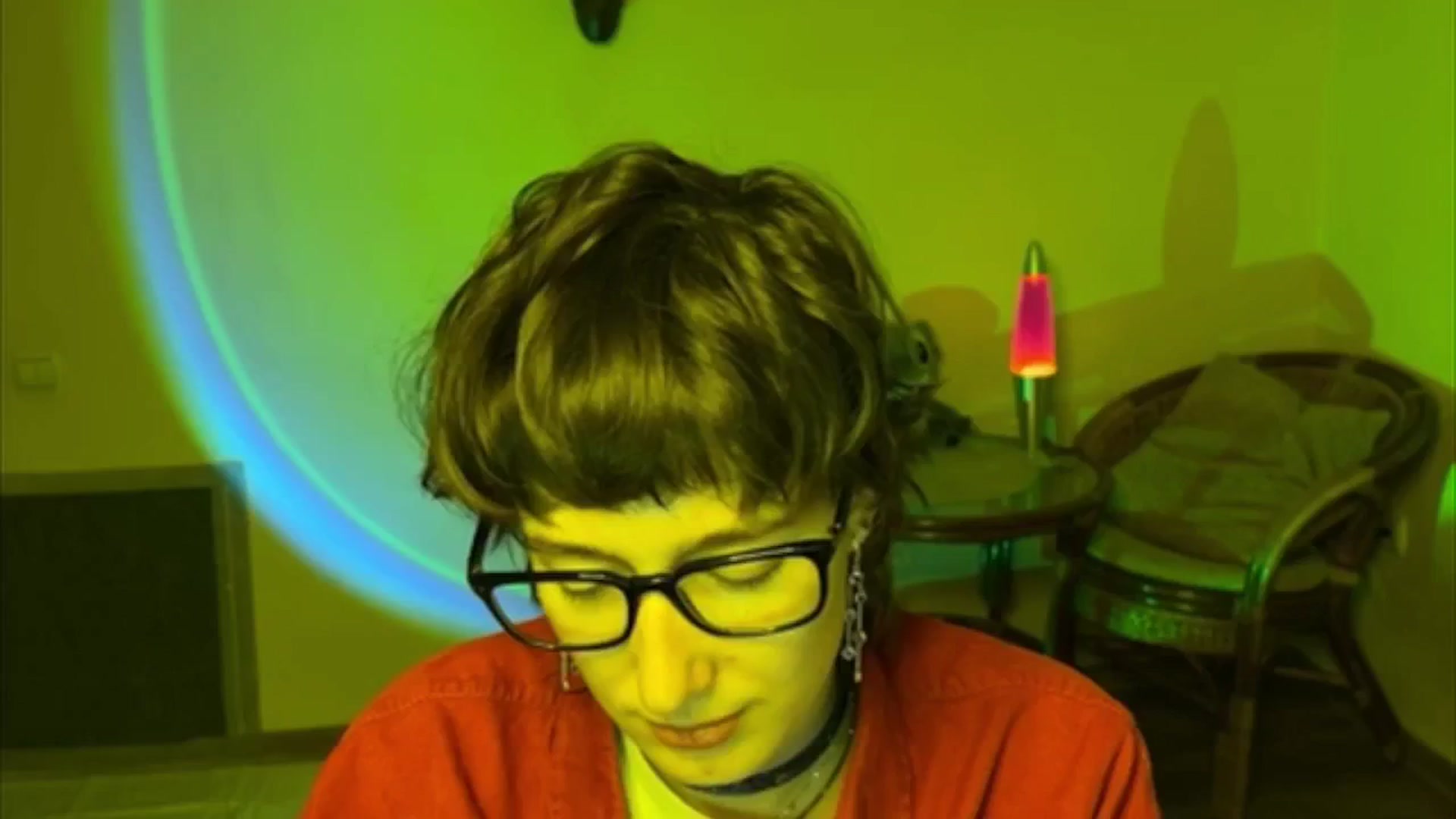 Gallery image thumbnail from LoooneyTunes's myfreecams stream on, 06/11/2025, 17:22 image 16 of 20