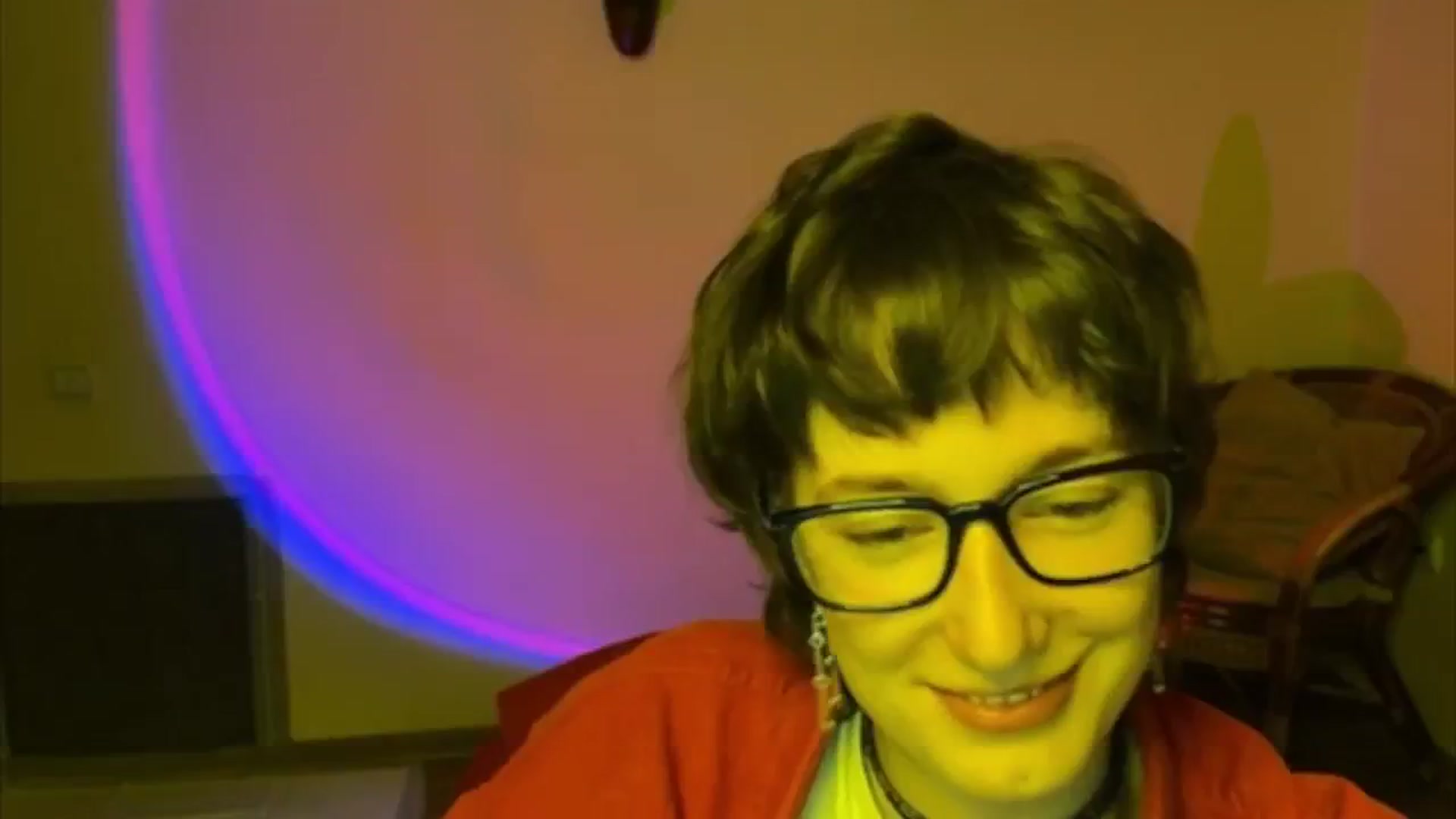 Gallery image thumbnail from LoooneyTunes's myfreecams stream on, 06/11/2025, 18:06 image 6 of 20