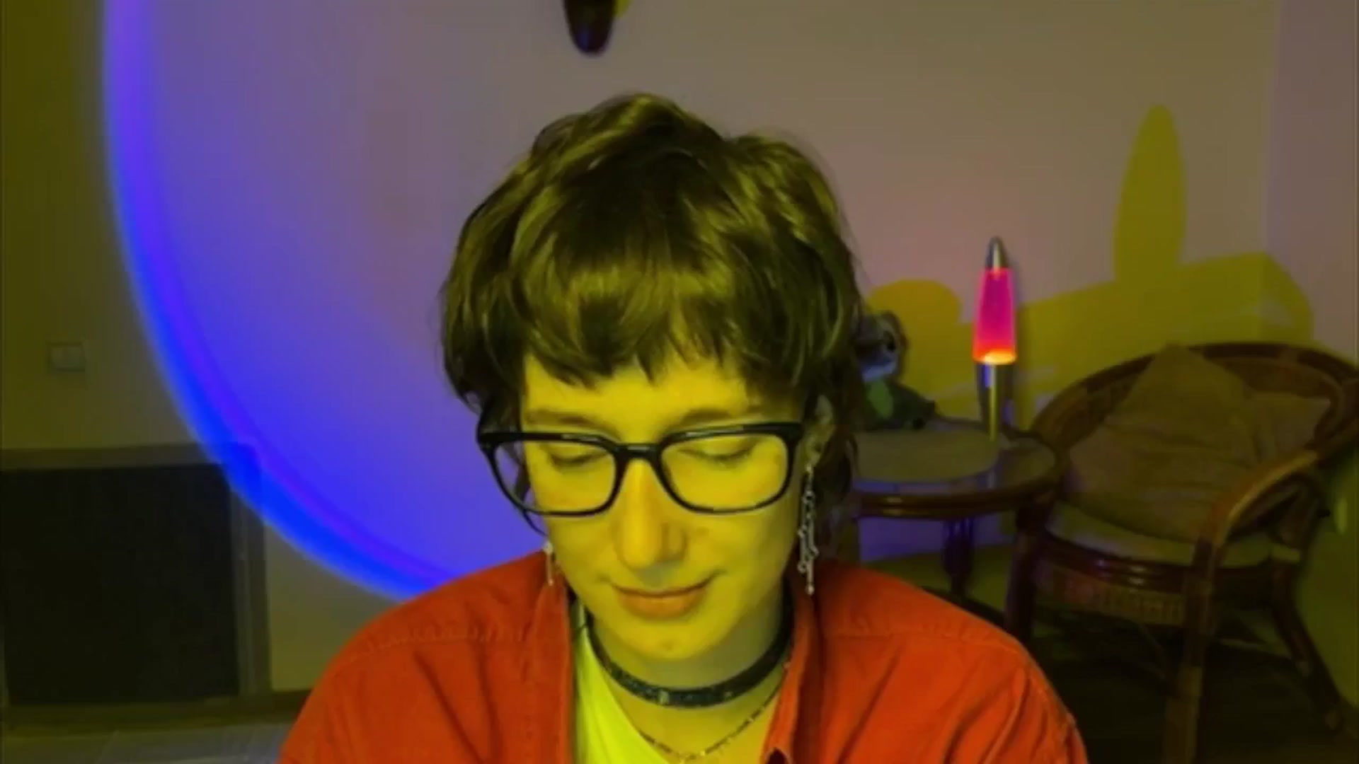 Gallery image thumbnail from LoooneyTunes's myfreecams stream on, 06/11/2025, 18:06 image 19 of 20