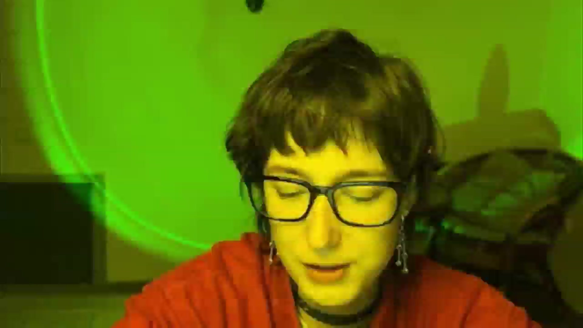 Gallery image thumbnail from LoooneyTunes's myfreecams stream on, 06/11/2025, 19:35 image 1 of 20