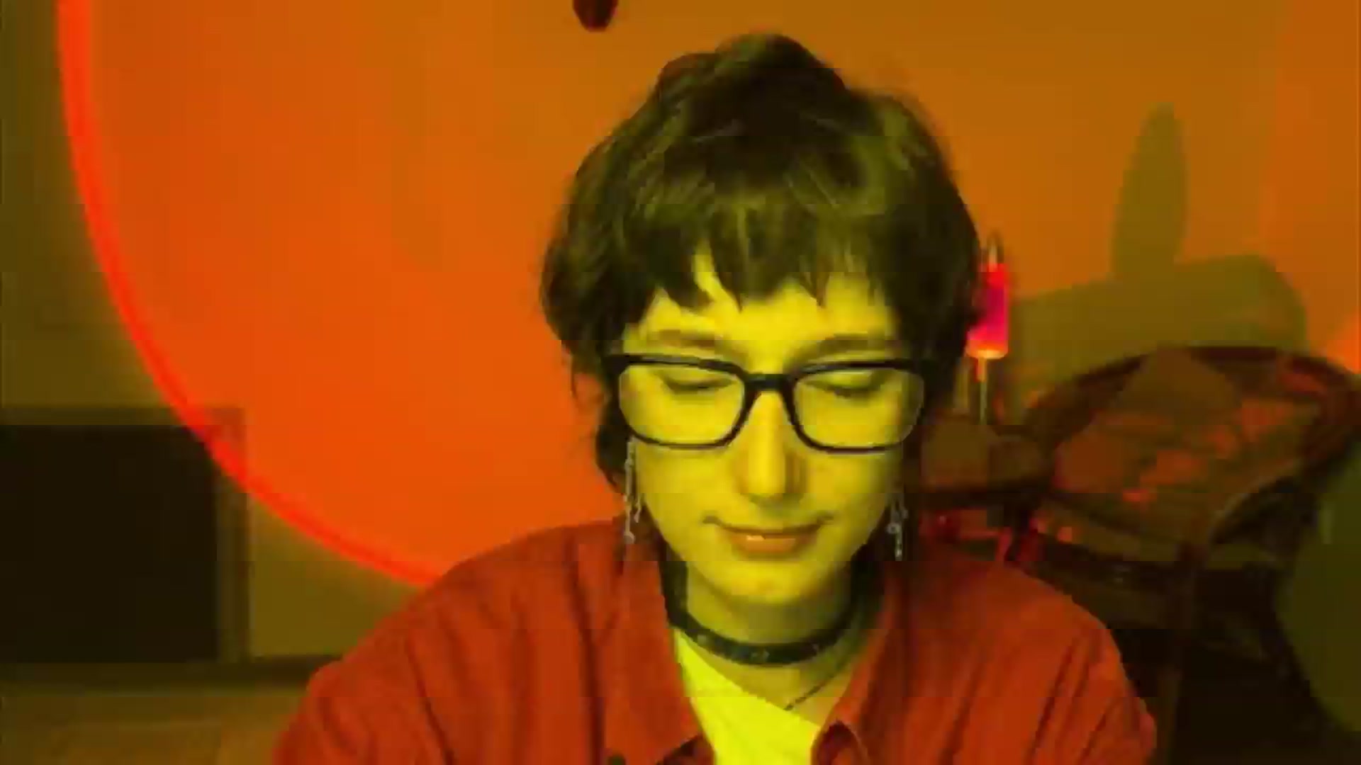Gallery image thumbnail from LoooneyTunes's myfreecams stream on, 06/11/2025, 19:35 image 19 of 20