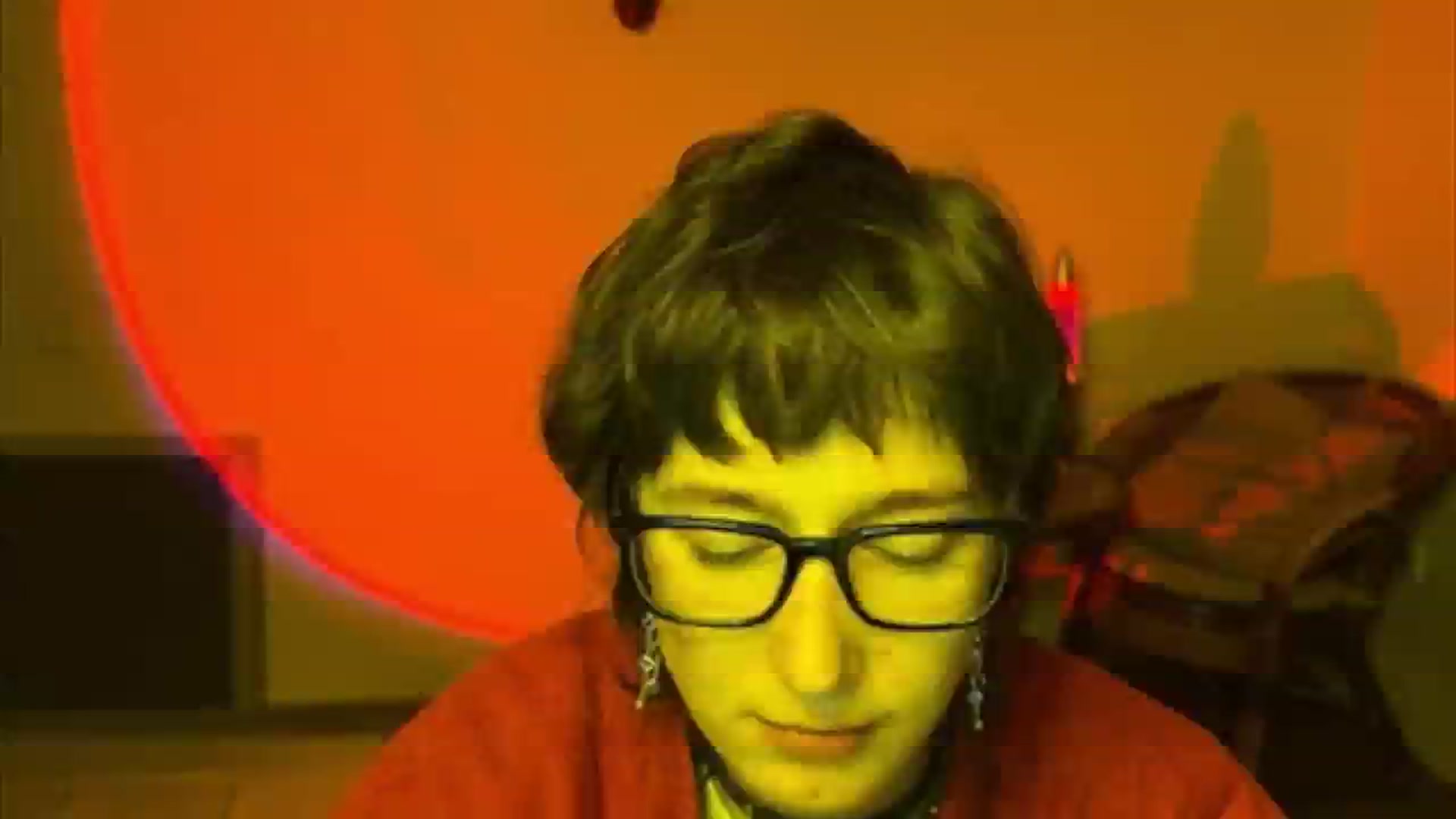 Gallery image thumbnail from LoooneyTunes's myfreecams stream on, 06/11/2025, 19:35 image 9 of 20