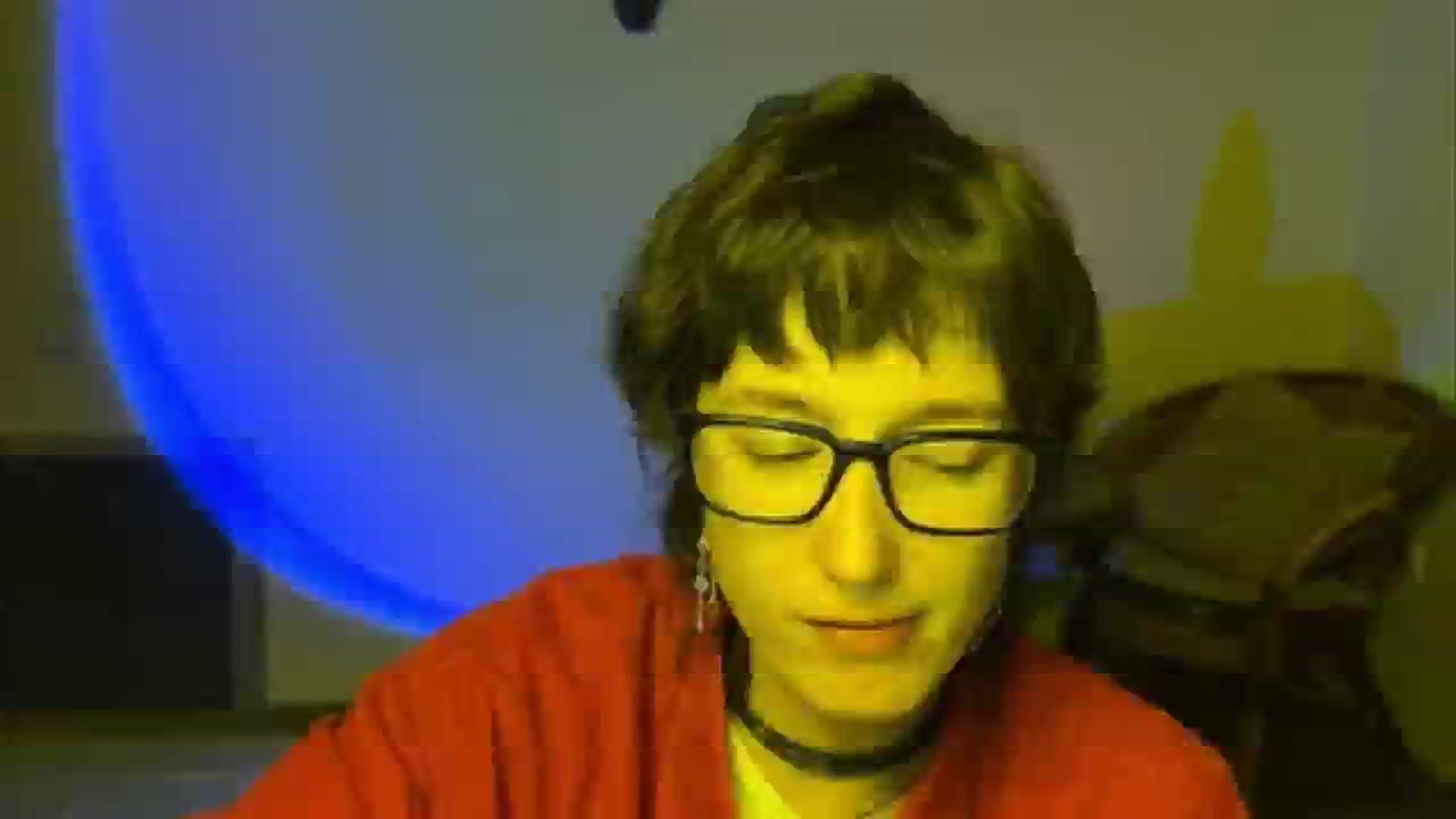 Gallery image thumbnail from LoooneyTunes's myfreecams stream on, 06/11/2025, 19:35 image 17 of 20