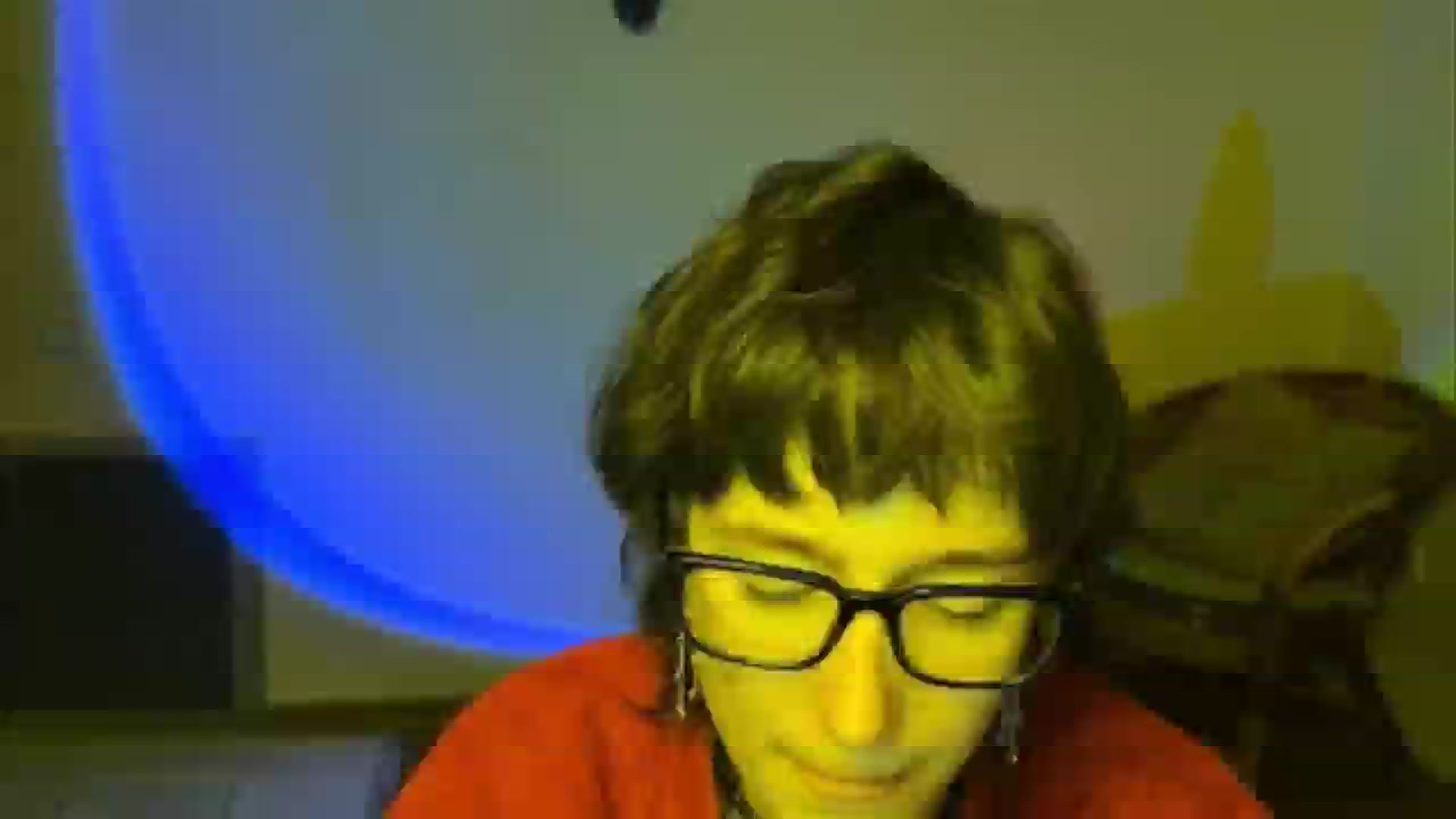 Gallery image thumbnail from LoooneyTunes's myfreecams stream on, 06/11/2025, 19:35 image 12 of 20