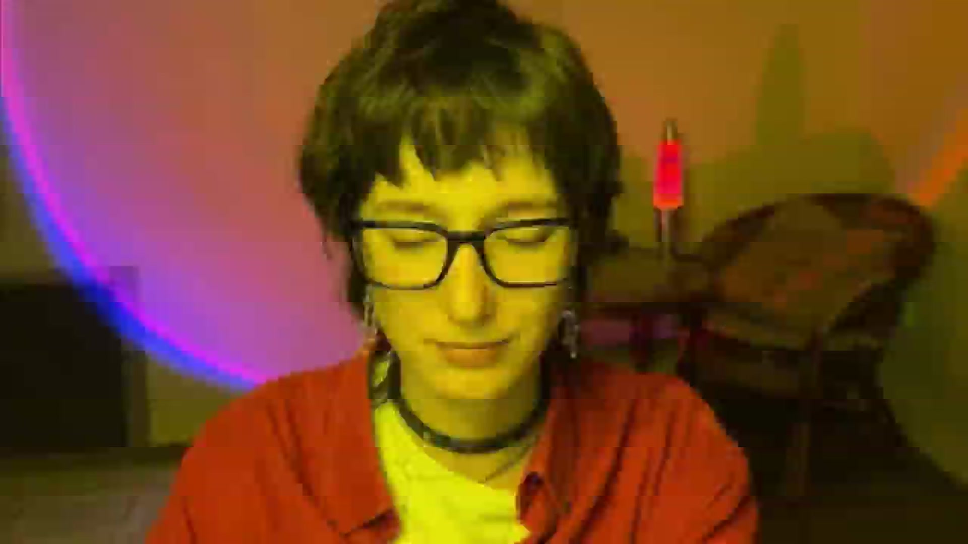 Gallery image thumbnail from LoooneyTunes's myfreecams stream on, 06/11/2025, 20:07 image 19 of 20