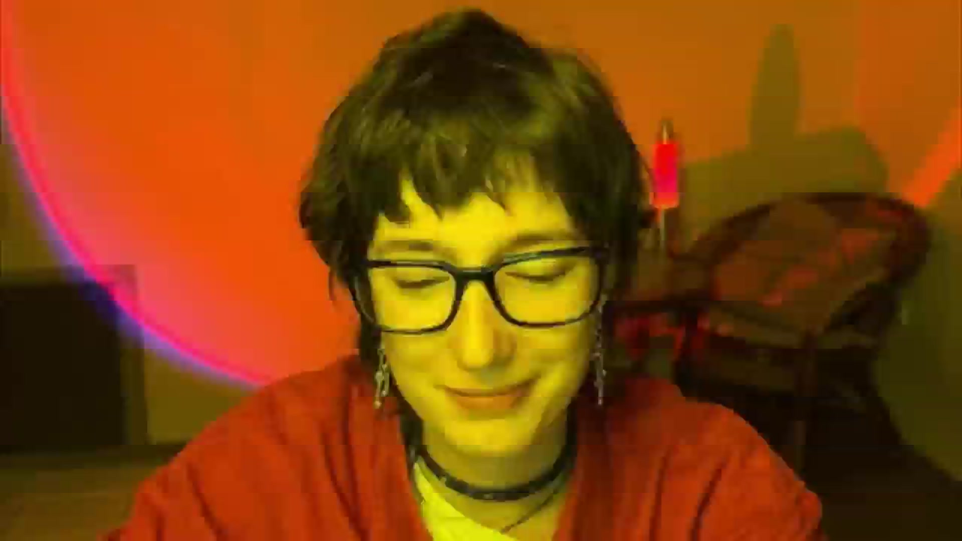 Gallery image thumbnail from LoooneyTunes's myfreecams stream on, 06/11/2025, 20:07 image 6 of 20