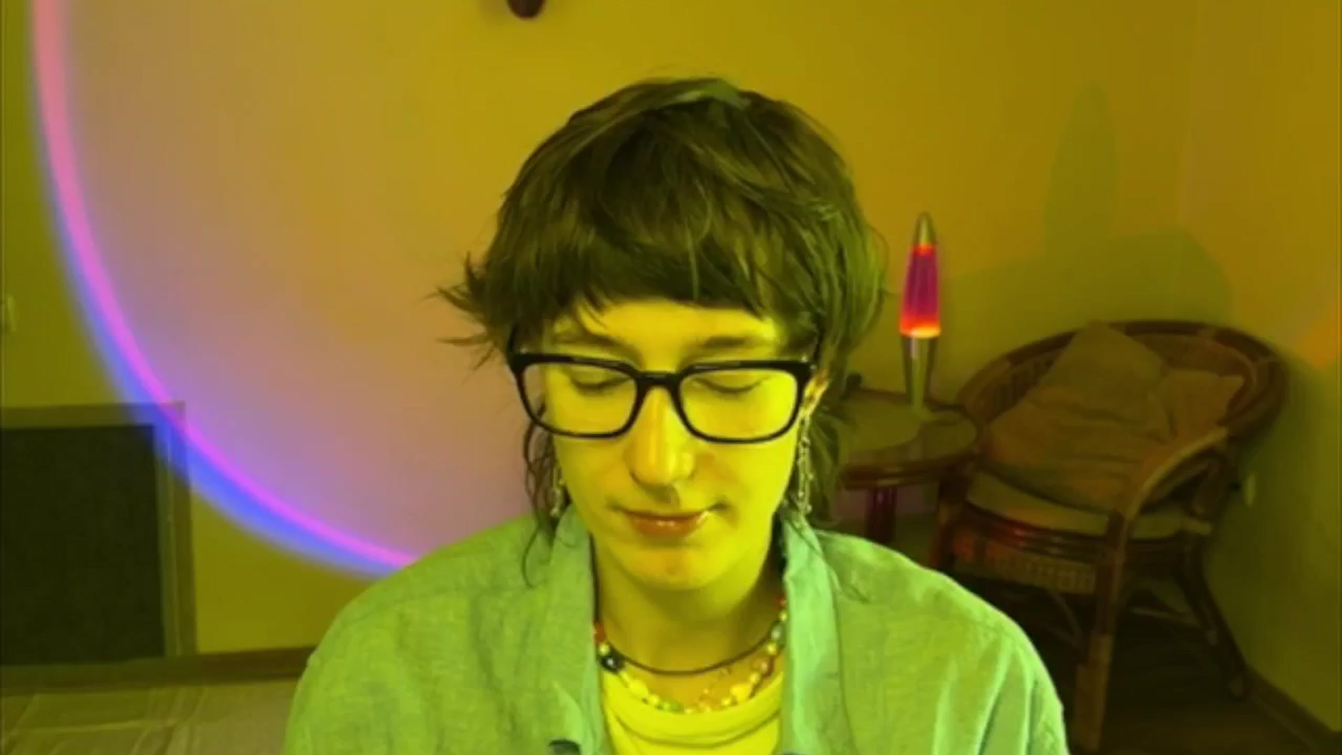 Gallery image thumbnail from LoooneyTunes's myfreecams stream on, 06/12/2025, 12:53 image 13 of 20
