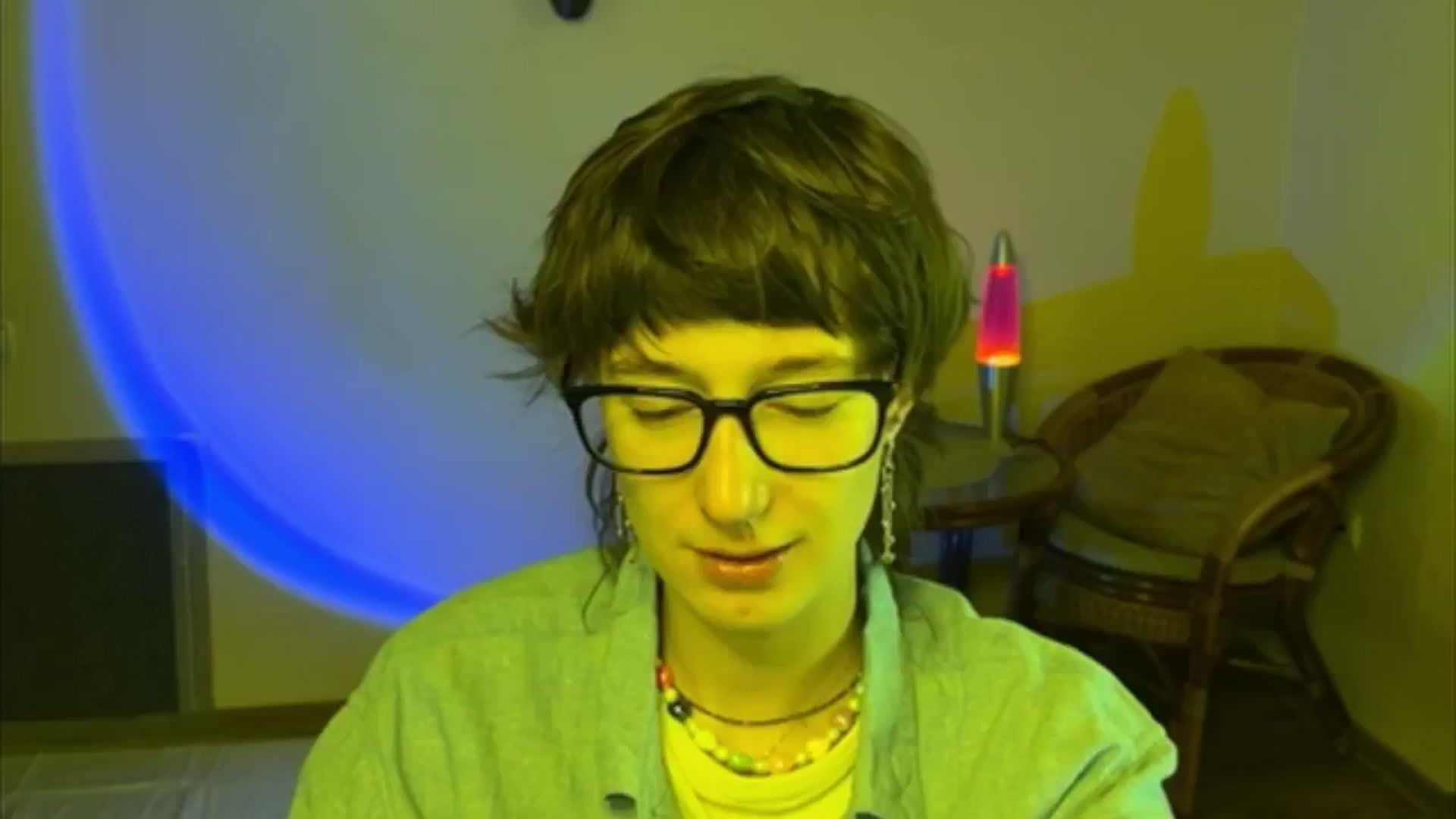 Gallery image thumbnail from LoooneyTunes's myfreecams stream on, 06/12/2025, 12:53 image 16 of 20