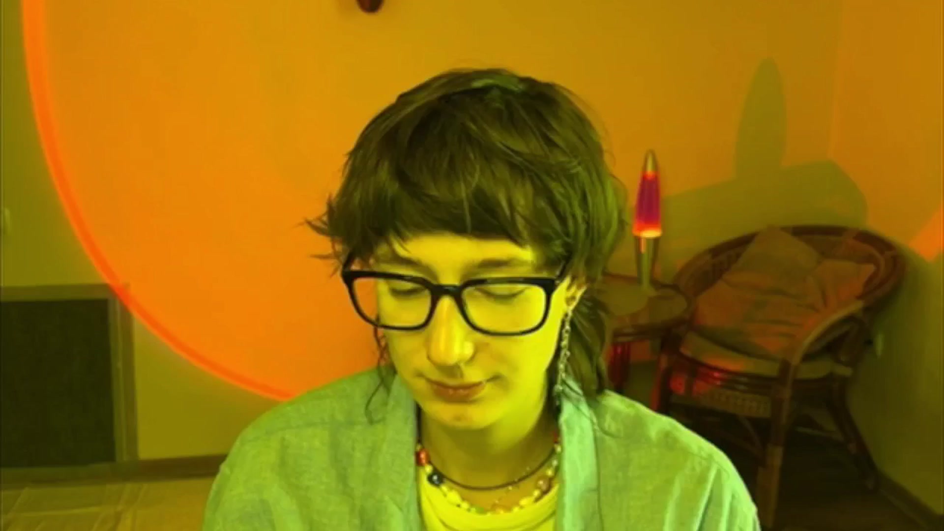 Gallery image thumbnail from LoooneyTunes's myfreecams stream on, 06/12/2025, 12:53 image 10 of 20