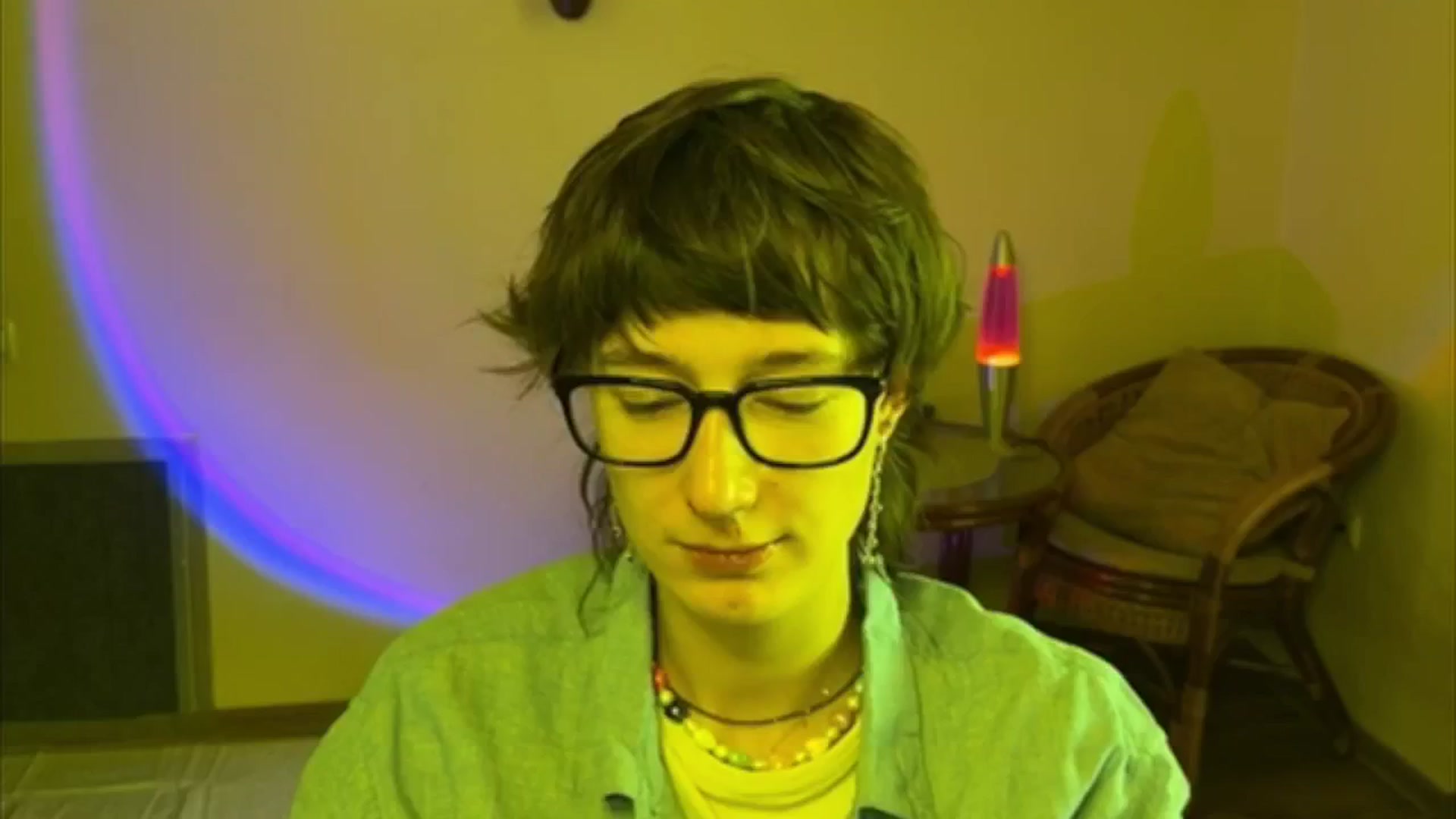 Gallery image thumbnail from LoooneyTunes's myfreecams stream on, 06/12/2025, 12:53 image 14 of 20