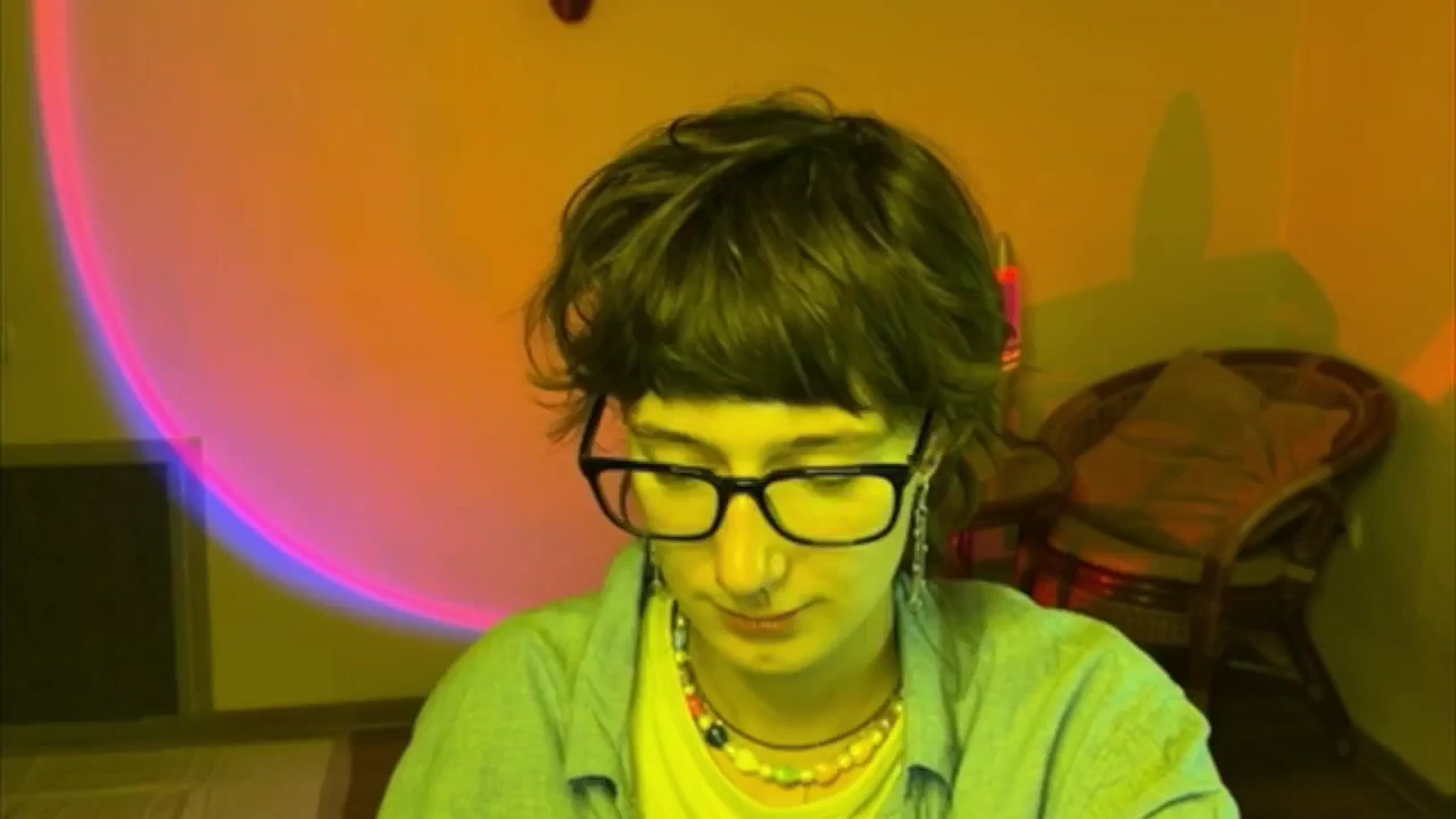 Gallery image thumbnail from LoooneyTunes's myfreecams stream on, 06/12/2025, 14:25 image 15 of 20