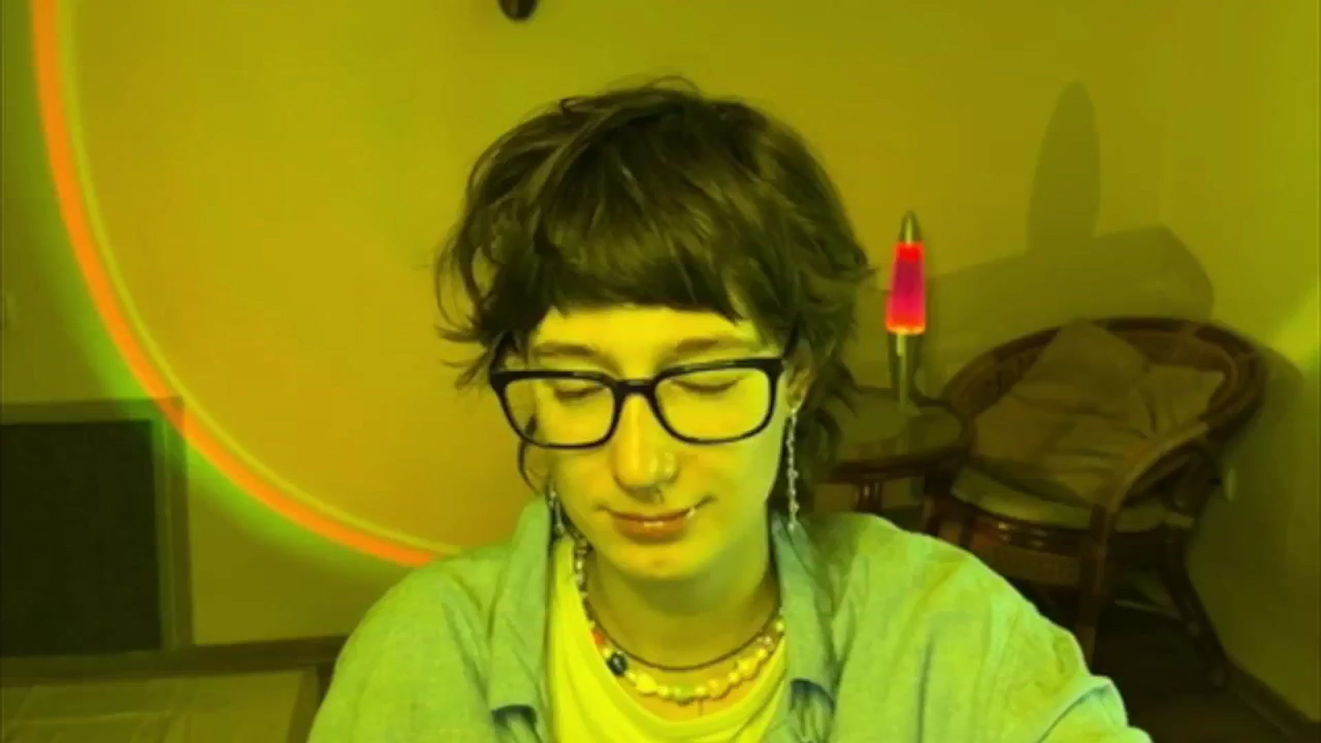 Gallery image thumbnail from LoooneyTunes's myfreecams stream on, 06/12/2025, 14:25 image 11 of 20
