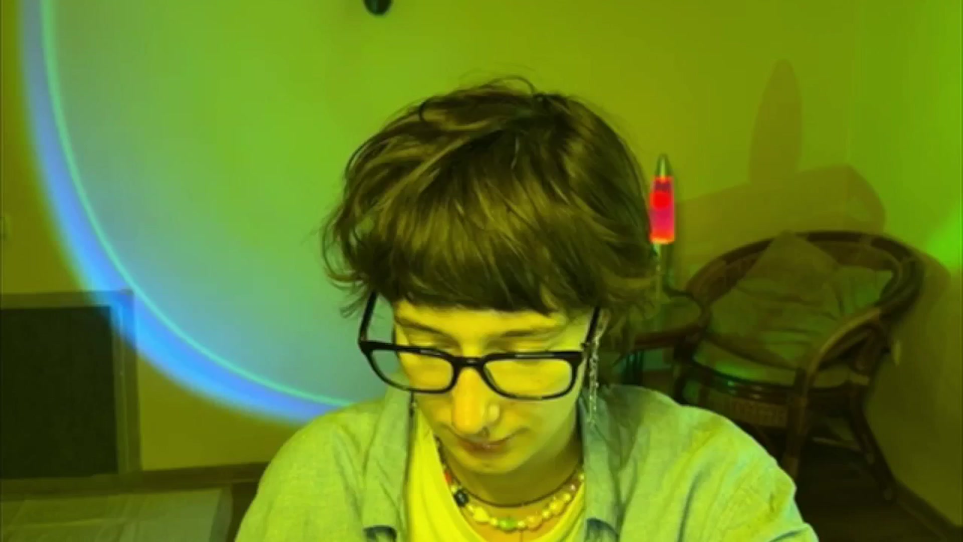 Gallery image thumbnail from LoooneyTunes's myfreecams stream on, 06/12/2025, 14:25 image 14 of 20
