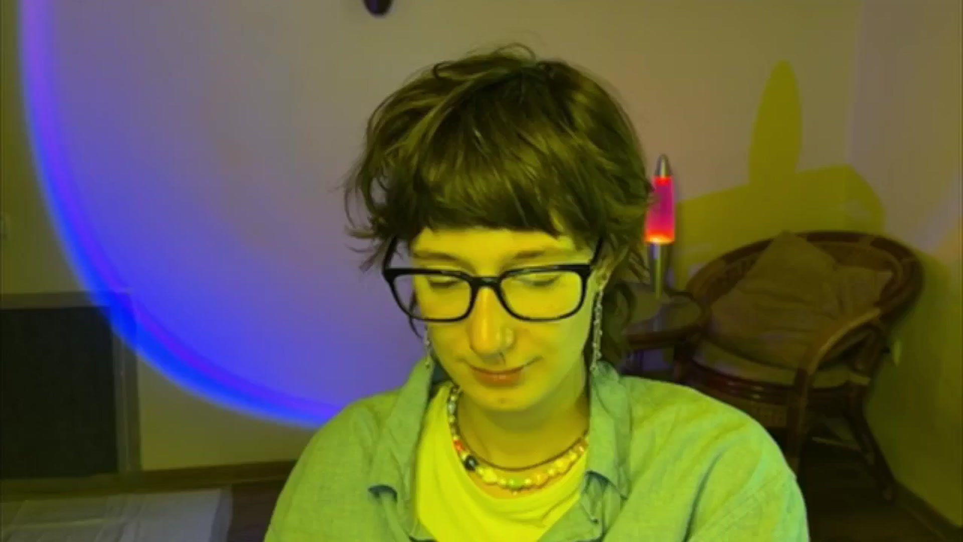 Gallery image thumbnail from LoooneyTunes's myfreecams stream on, 06/12/2025, 14:25 image 17 of 20