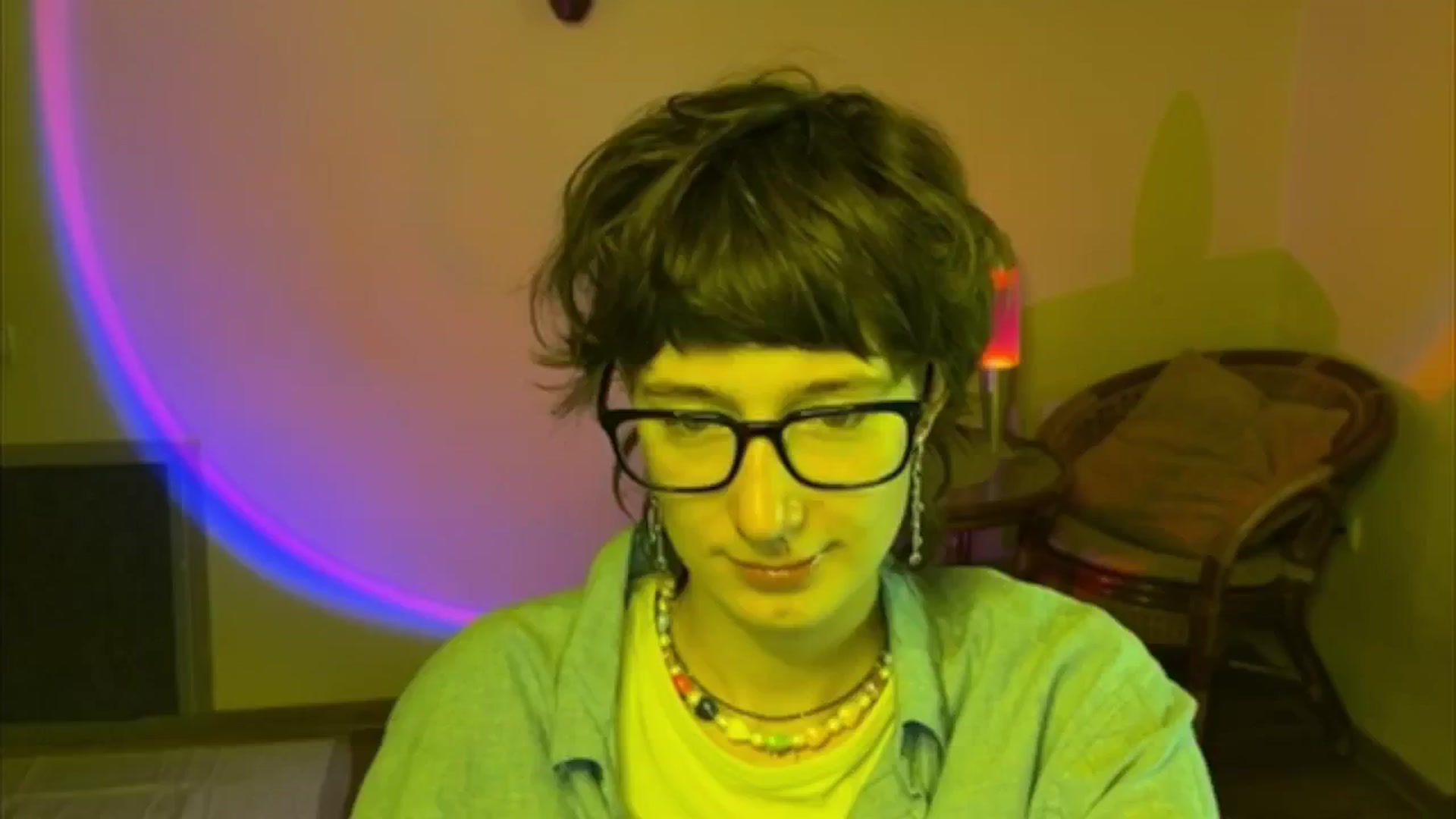 Gallery image thumbnail from LoooneyTunes's myfreecams stream on, 06/12/2025, 14:25 image 10 of 20