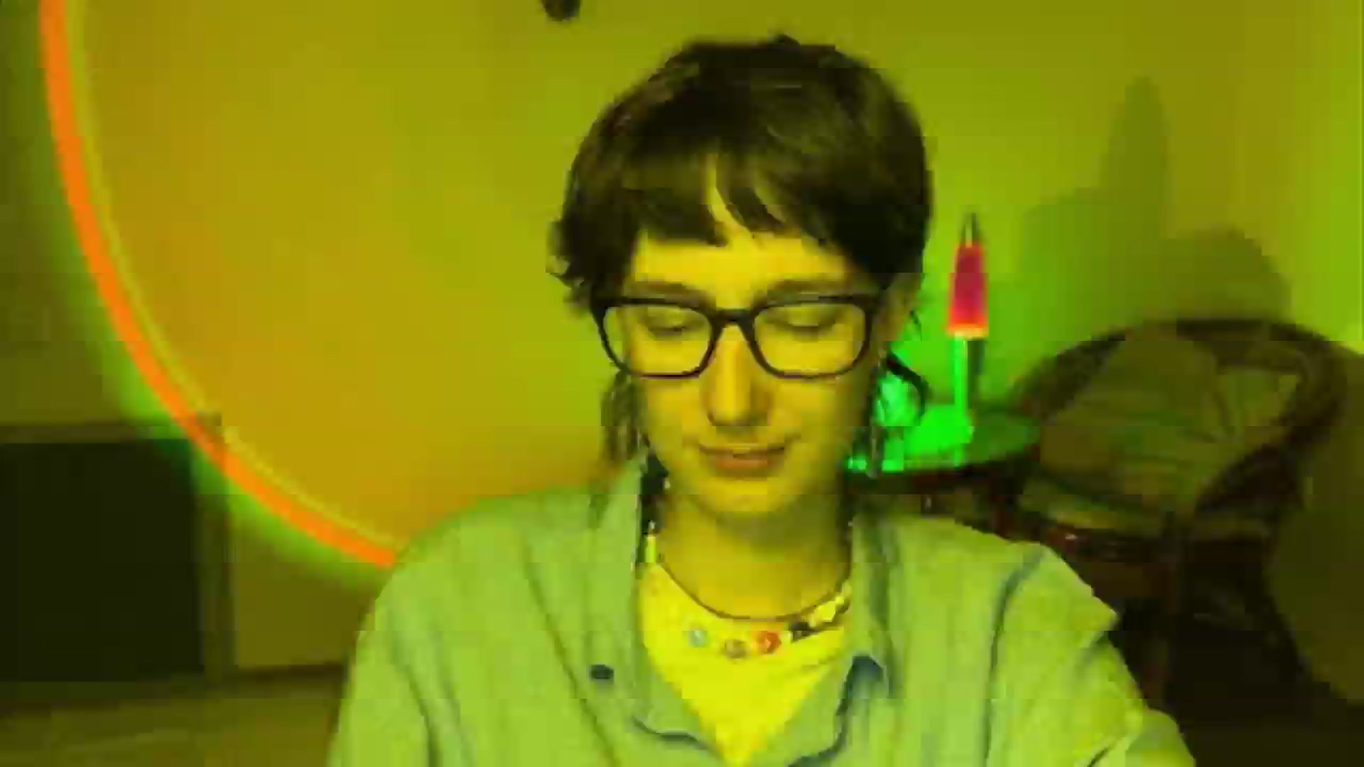 Gallery image thumbnail from LoooneyTunes's myfreecams stream on, 06/12/2025, 20:15 image 17 of 20
