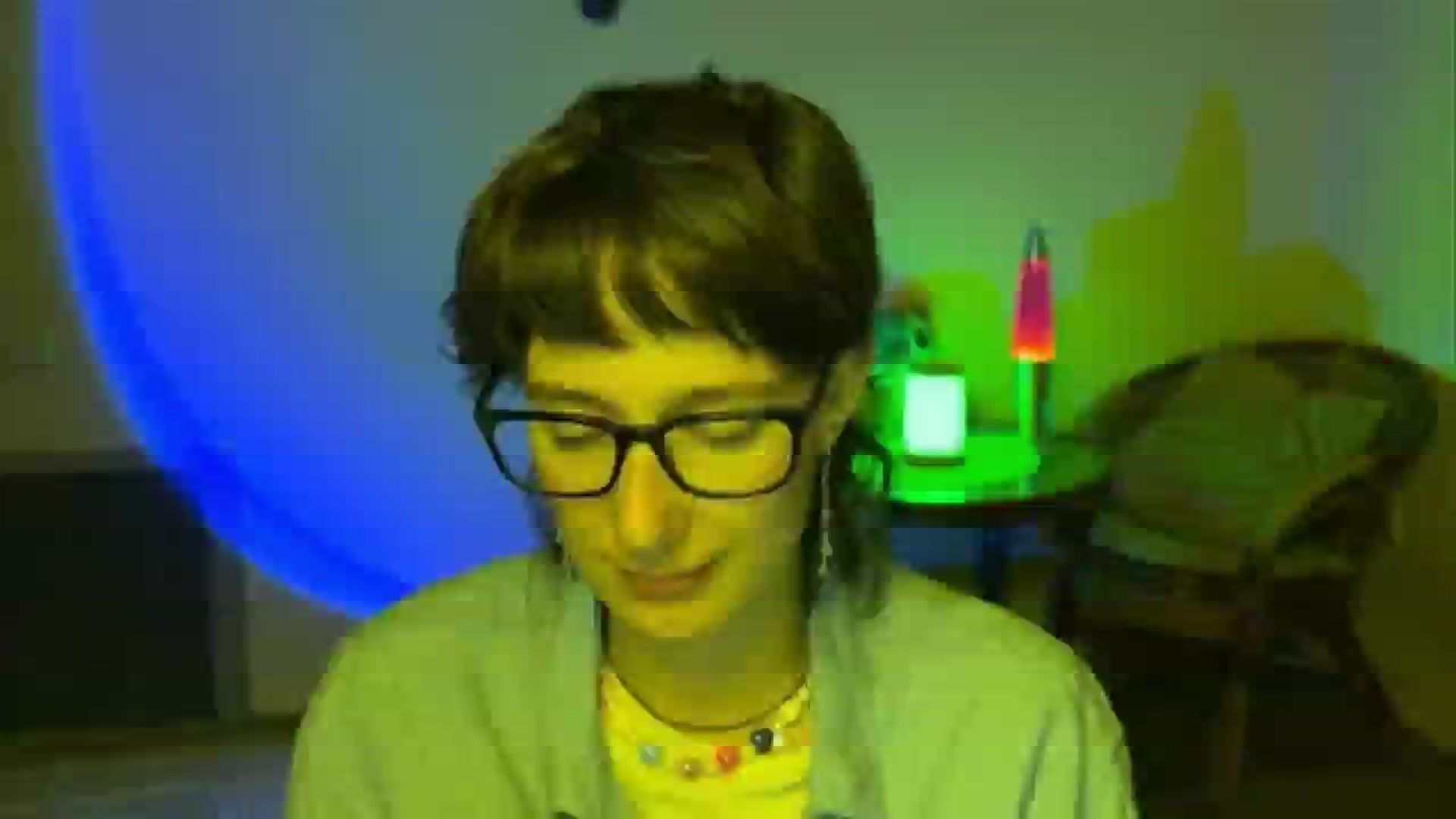 Gallery image thumbnail from LoooneyTunes's myfreecams stream on, 06/12/2025, 20:15 image 8 of 20