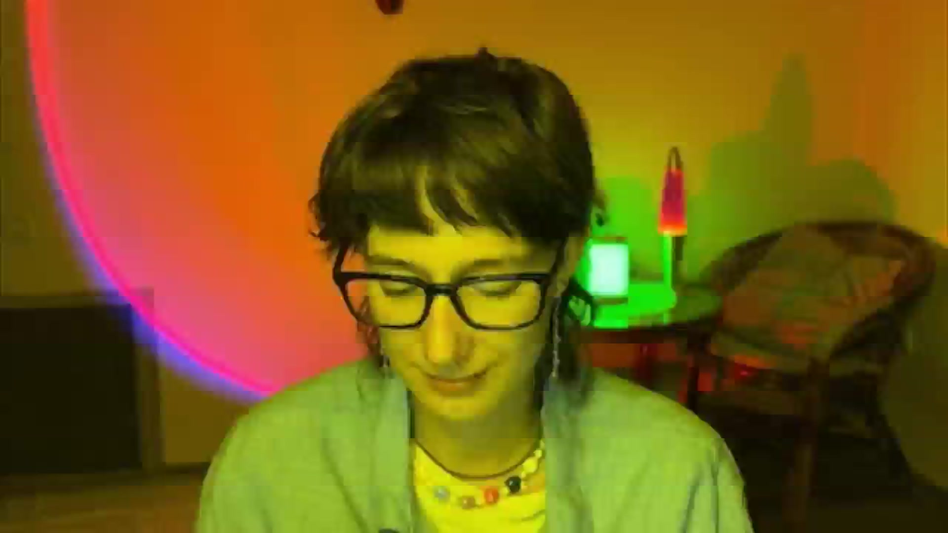 Gallery image thumbnail from LoooneyTunes's myfreecams stream on, 06/12/2025, 20:15 image 9 of 20