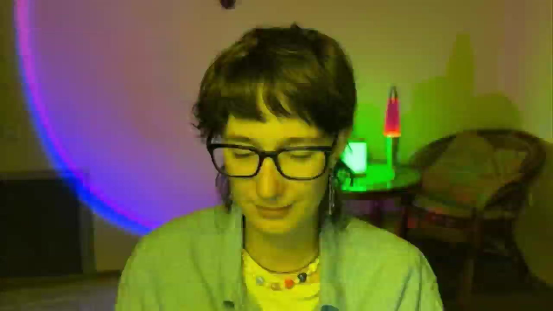 Gallery image thumbnail from LoooneyTunes's myfreecams stream on, 06/12/2025, 20:15 image 12 of 20
