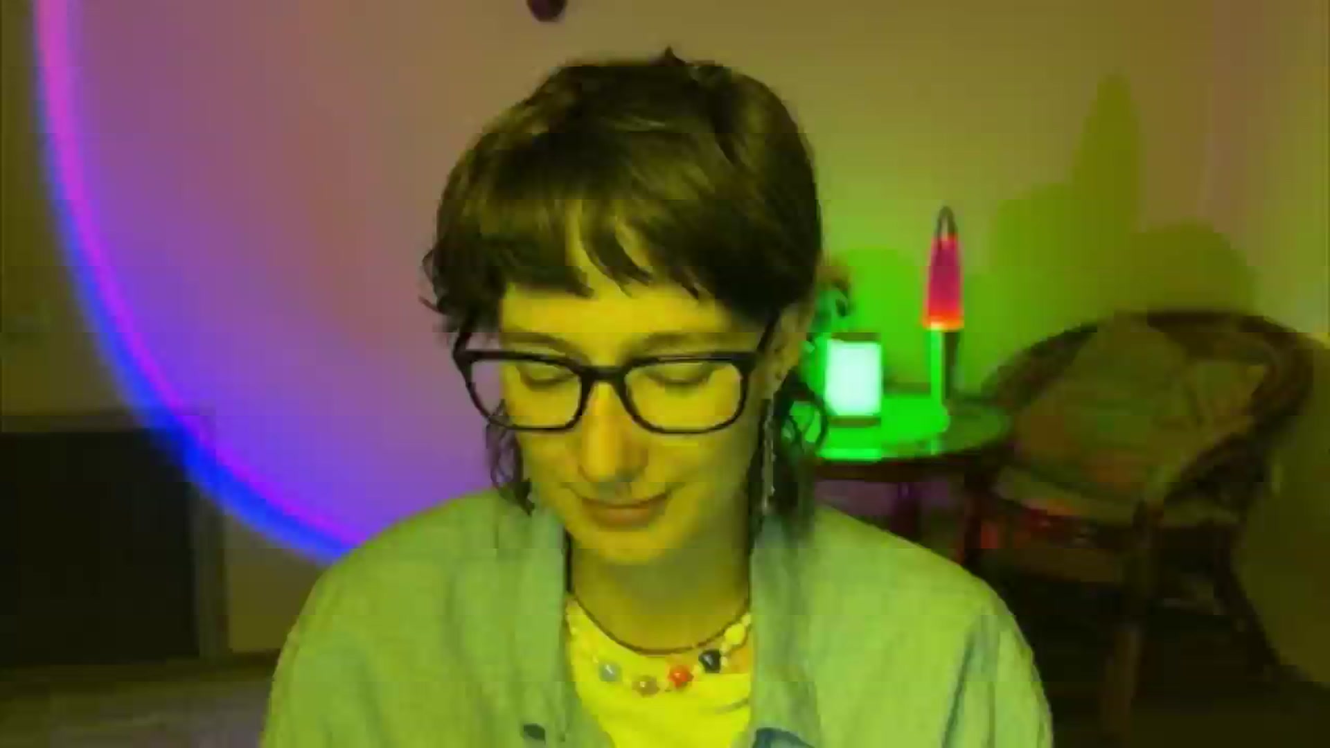 Gallery image thumbnail from LoooneyTunes's myfreecams stream on, 06/12/2025, 20:15 image 5 of 20