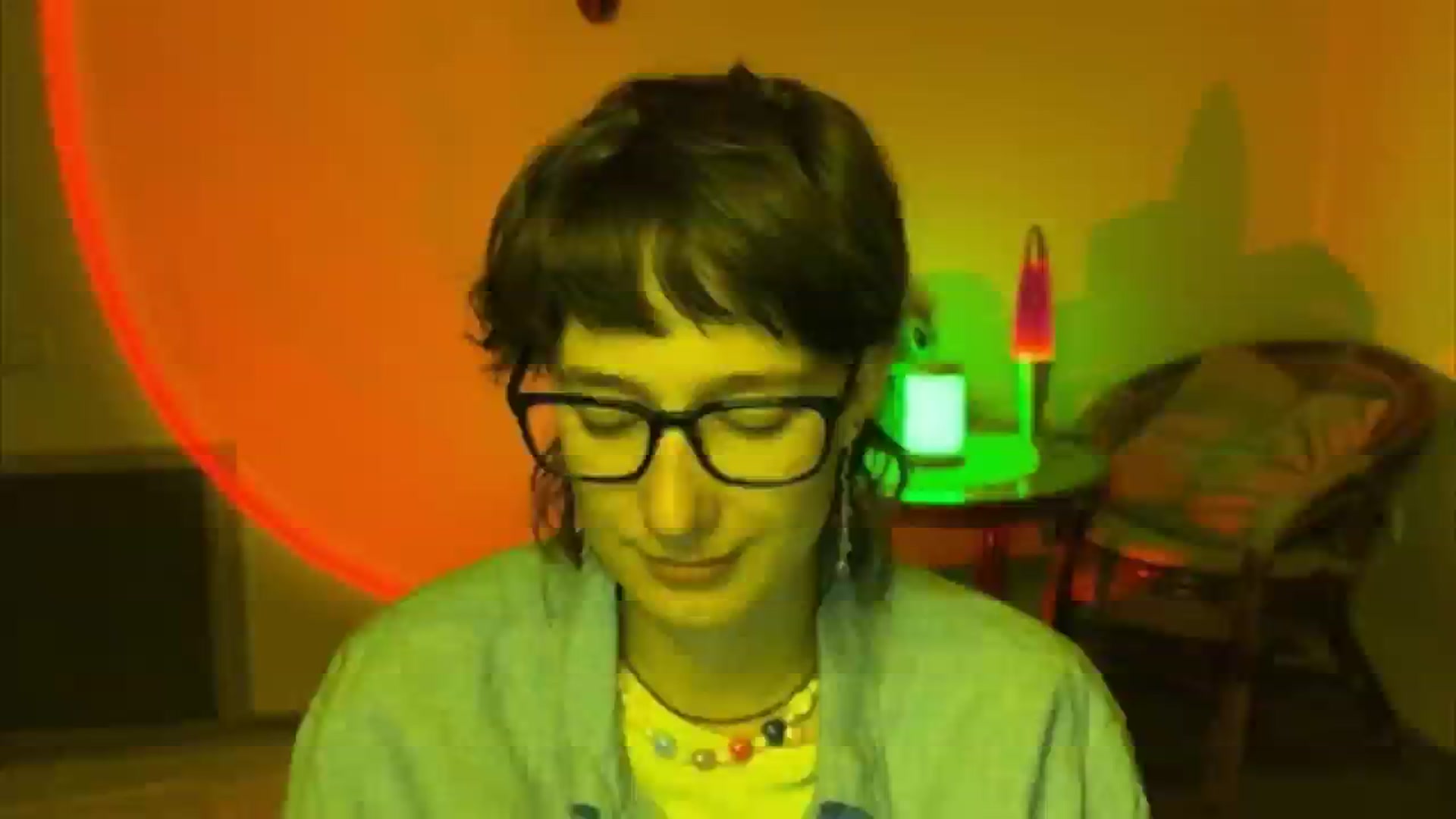 Gallery image thumbnail from LoooneyTunes's myfreecams stream on, 06/12/2025, 20:15 image 6 of 20