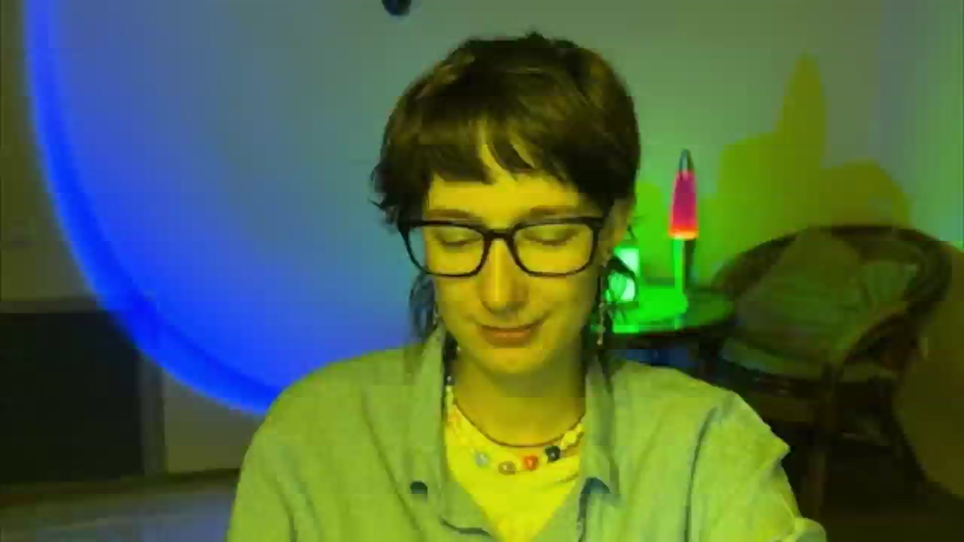 Gallery image thumbnail from LoooneyTunes's myfreecams stream on, 06/12/2025, 20:15 image 15 of 20