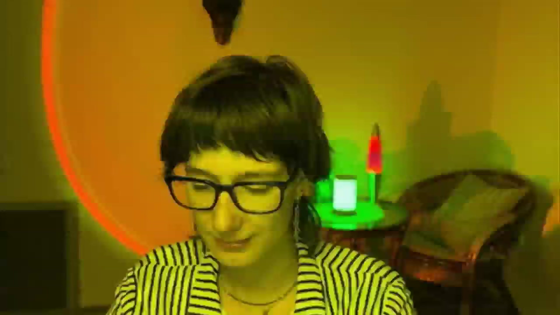 Gallery image thumbnail from LoooneyTunes's myfreecams stream on, 06/13/2025, 19:55 image 13 of 20