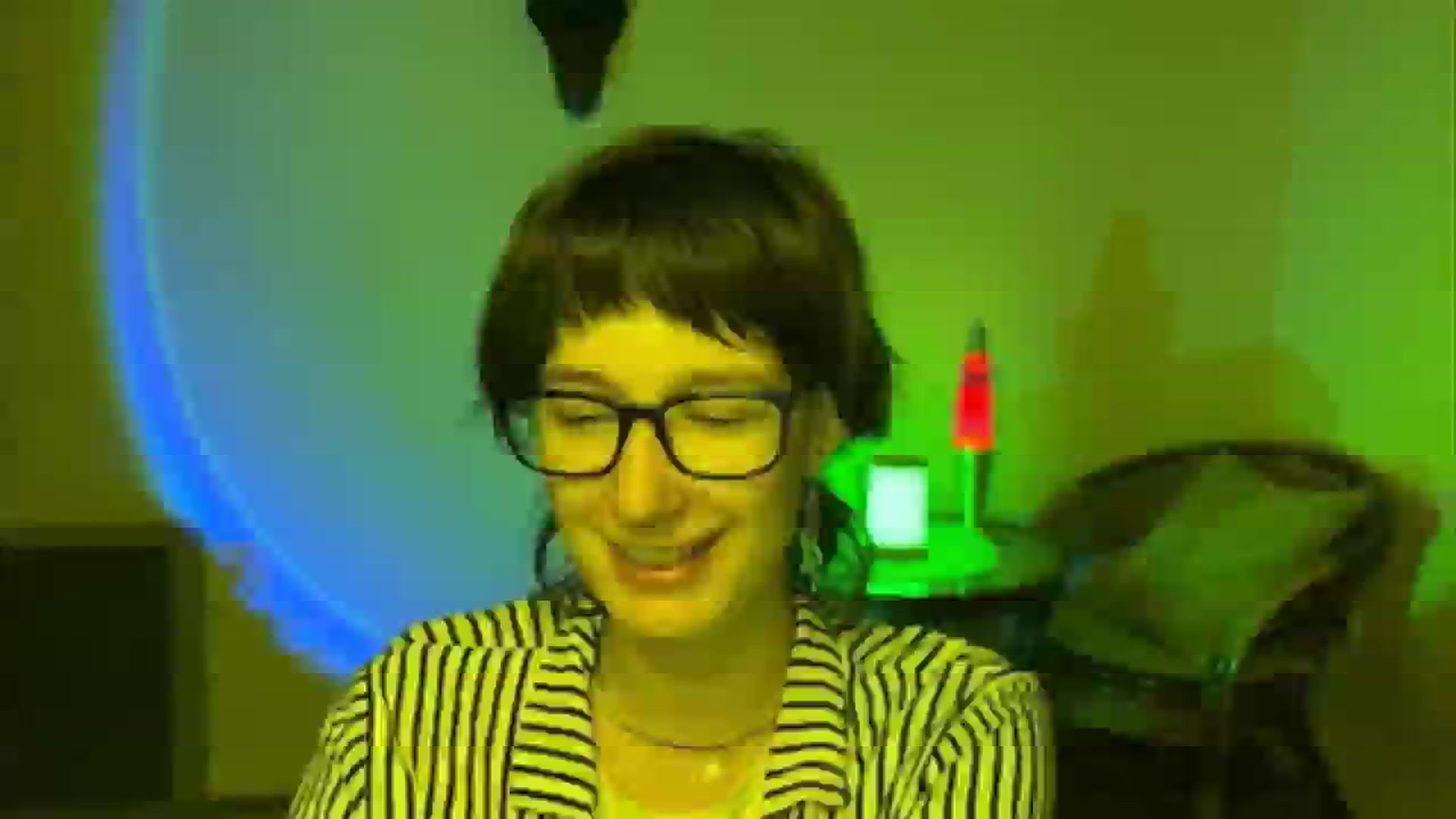 Gallery image thumbnail from LoooneyTunes's myfreecams stream on, 06/13/2025, 19:55 image 11 of 20