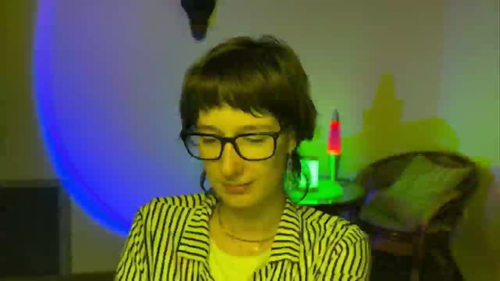 Gallery image thumbnail from LoooneyTunes's myfreecams stream on, 06/13/2025, 20:14 image 20 of 20