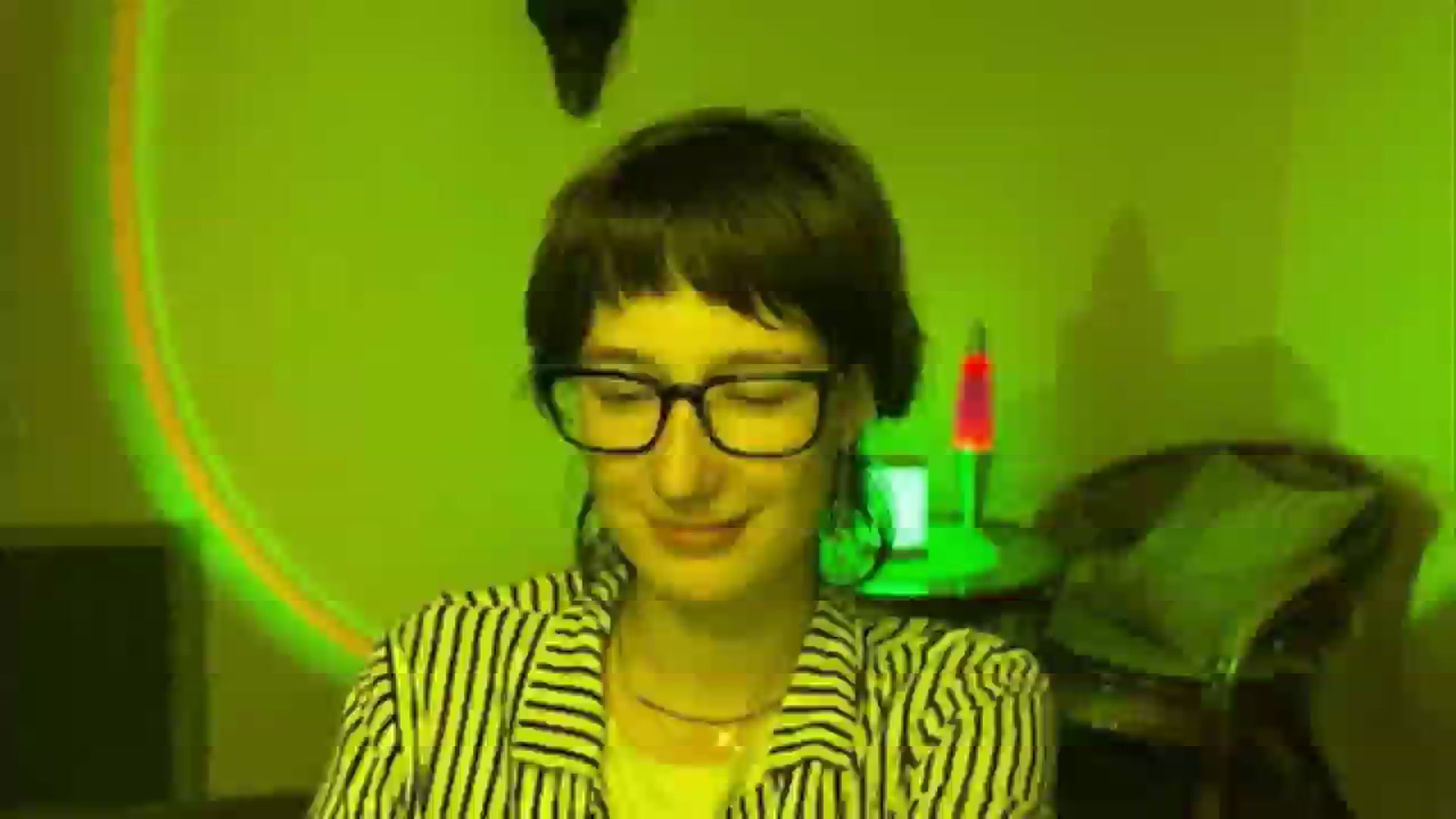 Gallery image thumbnail from LoooneyTunes's myfreecams stream on, 06/13/2025, 20:14 image 1 of 20