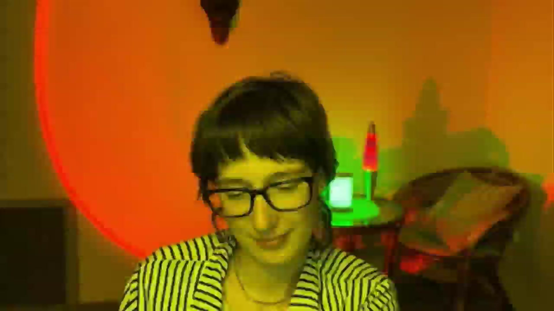 Gallery image thumbnail from LoooneyTunes's myfreecams stream on, 06/13/2025, 21:13 image 19 of 20
