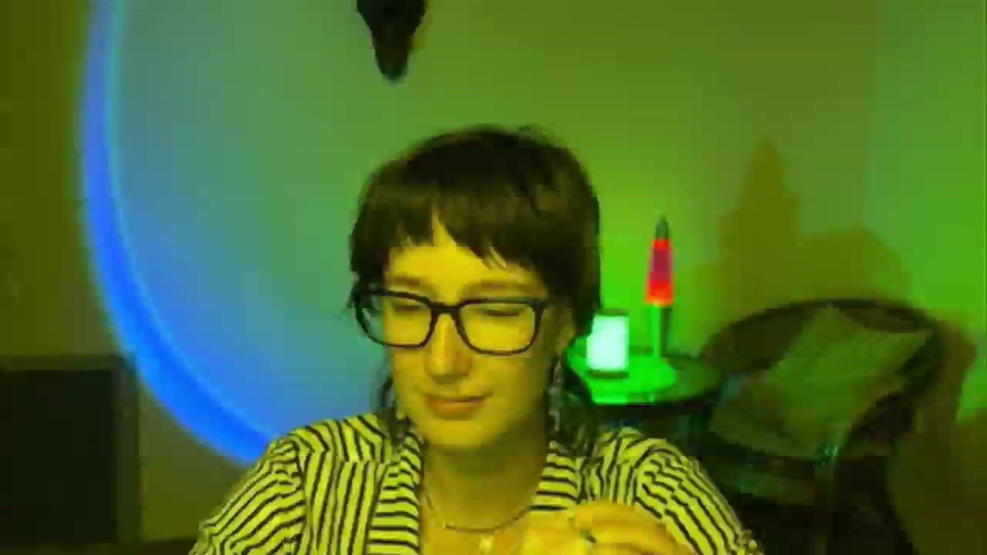 Gallery image thumbnail from LoooneyTunes's myfreecams stream on, 06/13/2025, 21:13 image 3 of 20