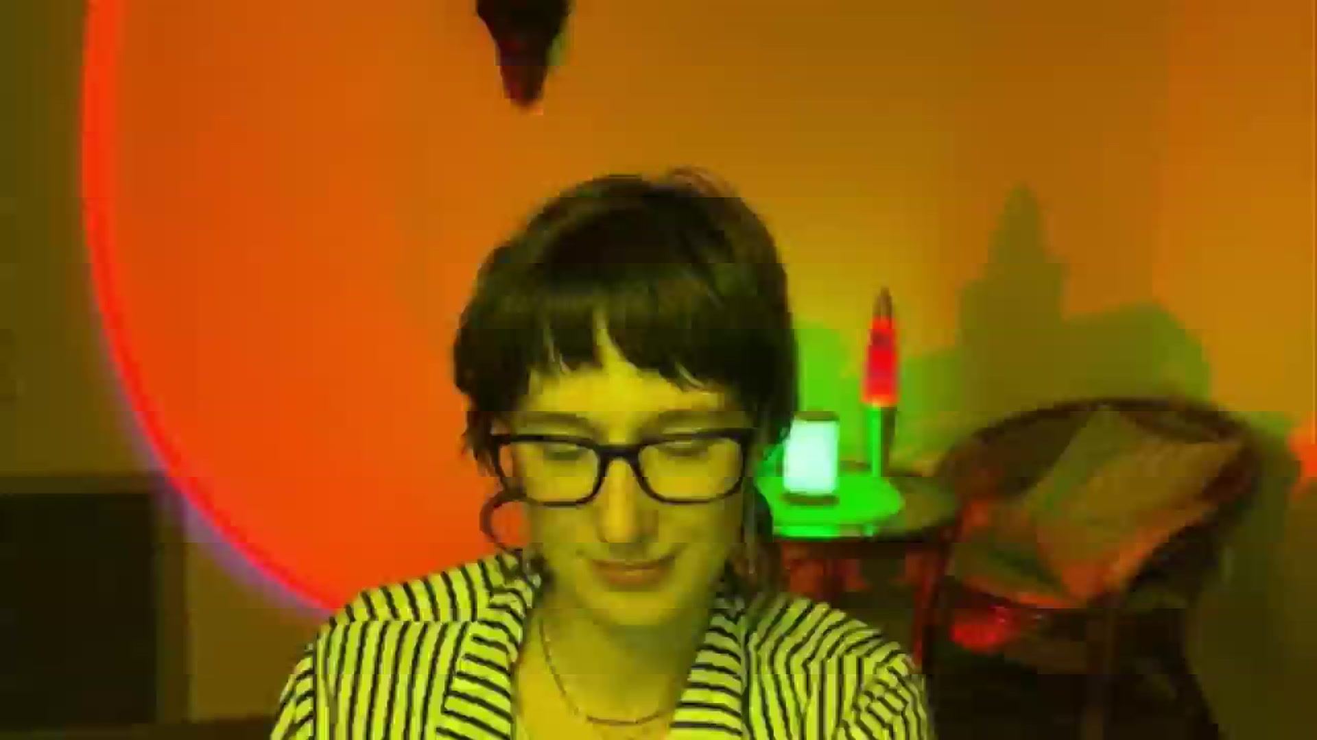 Gallery image thumbnail from LoooneyTunes's myfreecams stream on, 06/13/2025, 21:13 image 20 of 20