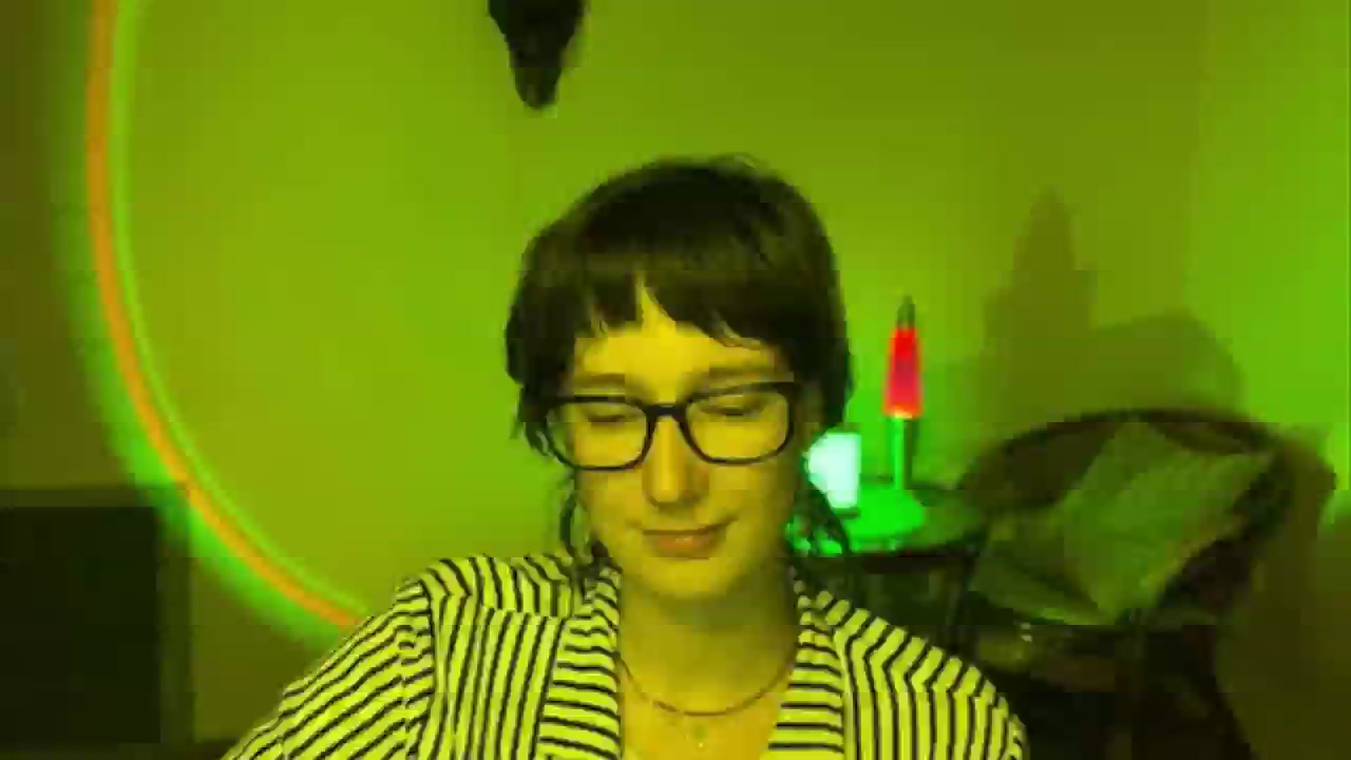 Gallery image thumbnail from LoooneyTunes's myfreecams stream on, 06/13/2025, 21:13 image 11 of 20