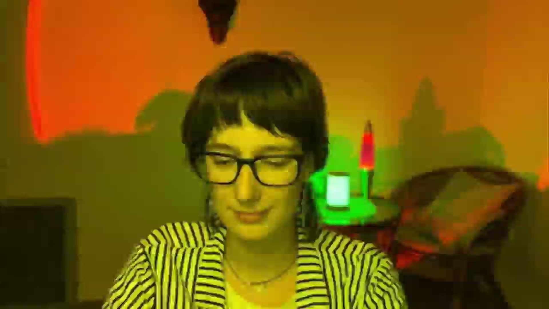 Gallery image thumbnail from LoooneyTunes's myfreecams stream on, 06/13/2025, 22:24 image 2 of 20