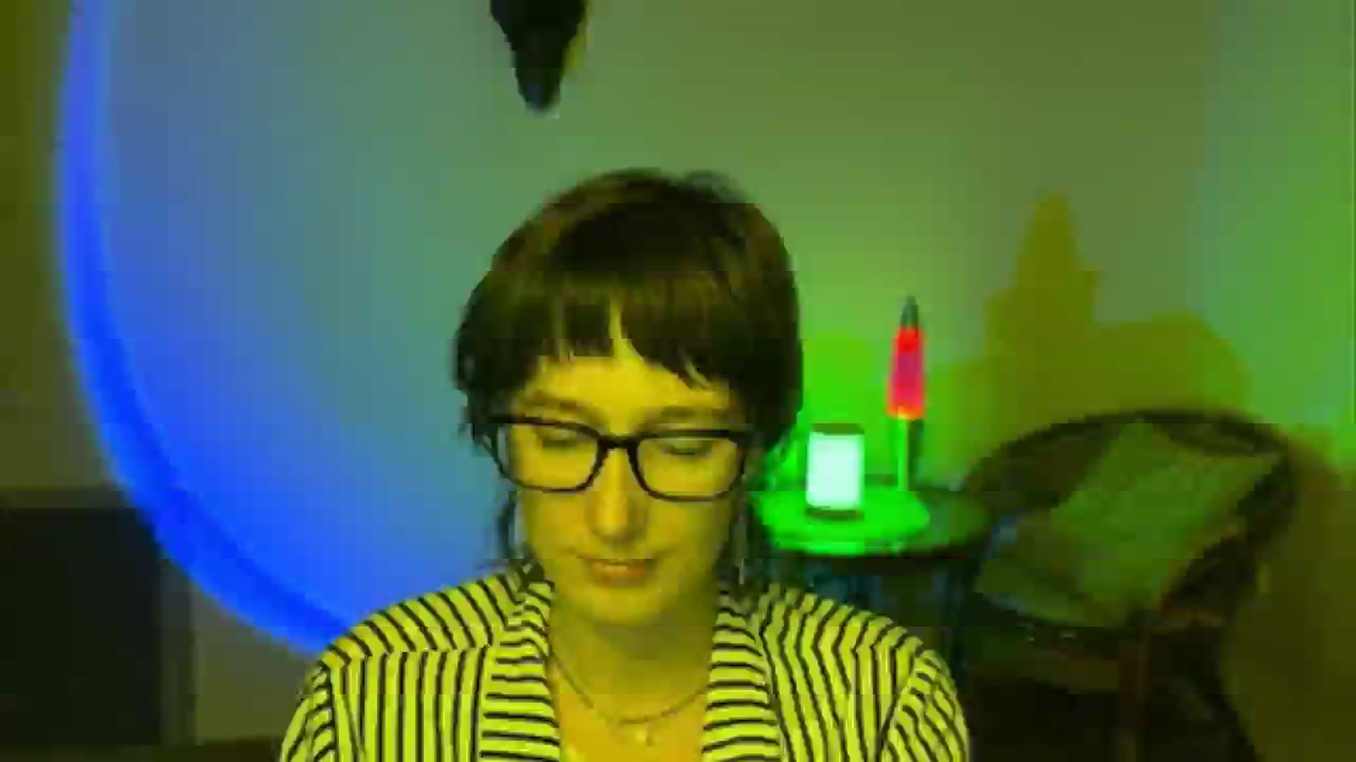 Gallery image thumbnail from LoooneyTunes's myfreecams stream on, 06/13/2025, 22:24 image 8 of 20