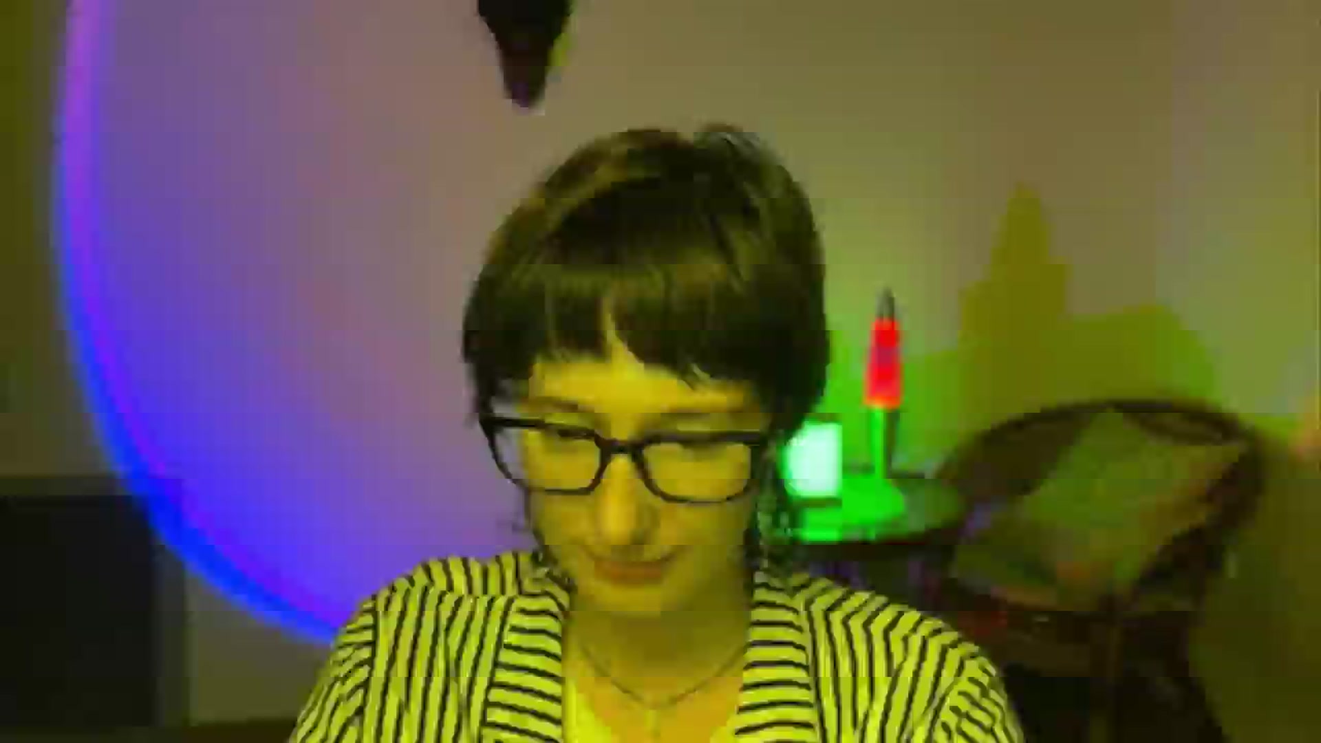 Gallery image thumbnail from LoooneyTunes's myfreecams stream on, 06/13/2025, 22:24 image 20 of 20