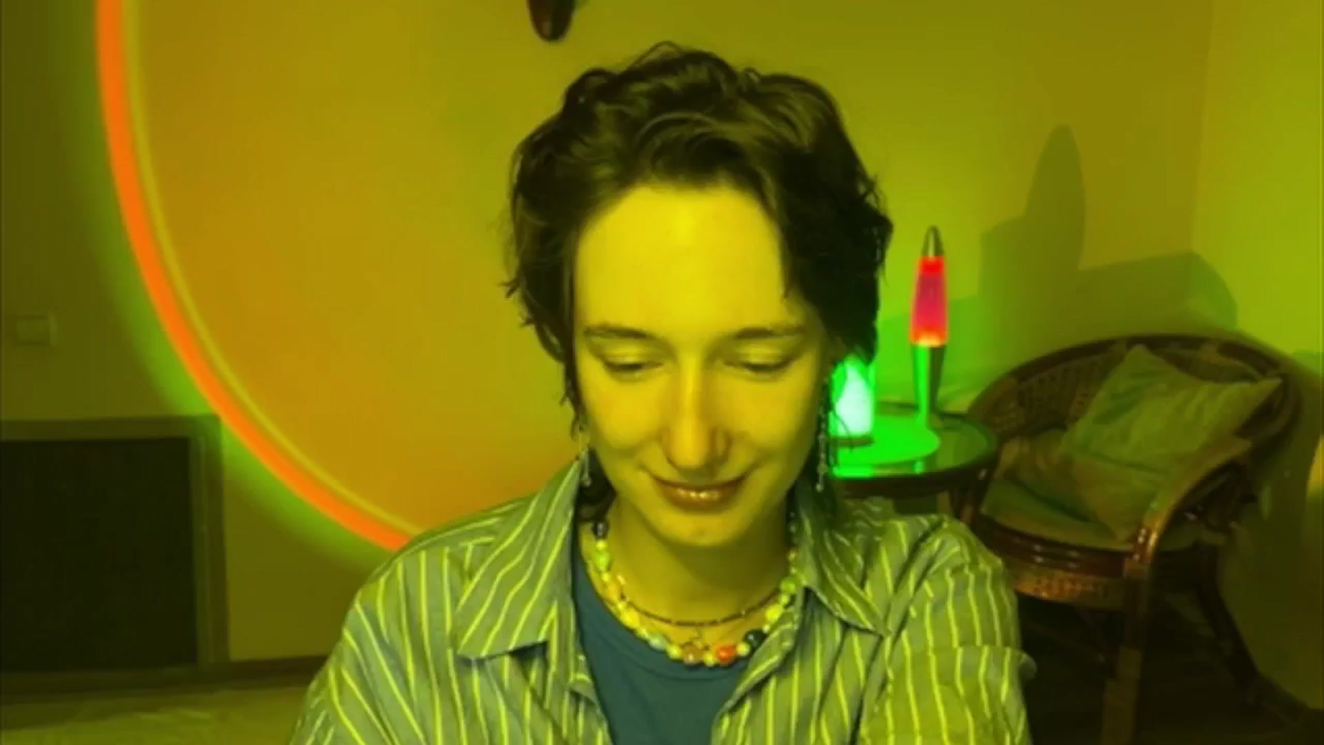 Gallery image thumbnail from LoooneyTunes's myfreecams stream on, 06/14/2025, 20:38 image 16 of 20