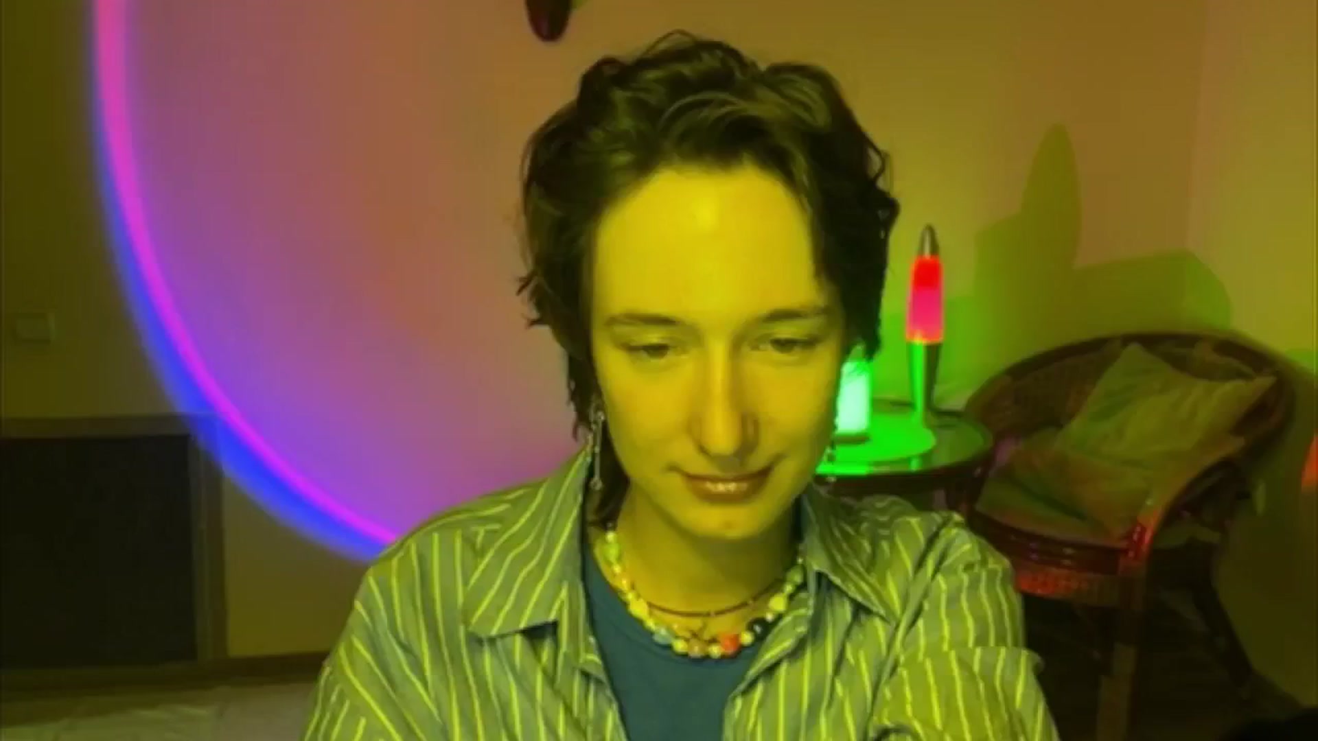 Gallery image thumbnail from LoooneyTunes's myfreecams stream on, 06/14/2025, 20:38 image 6 of 20