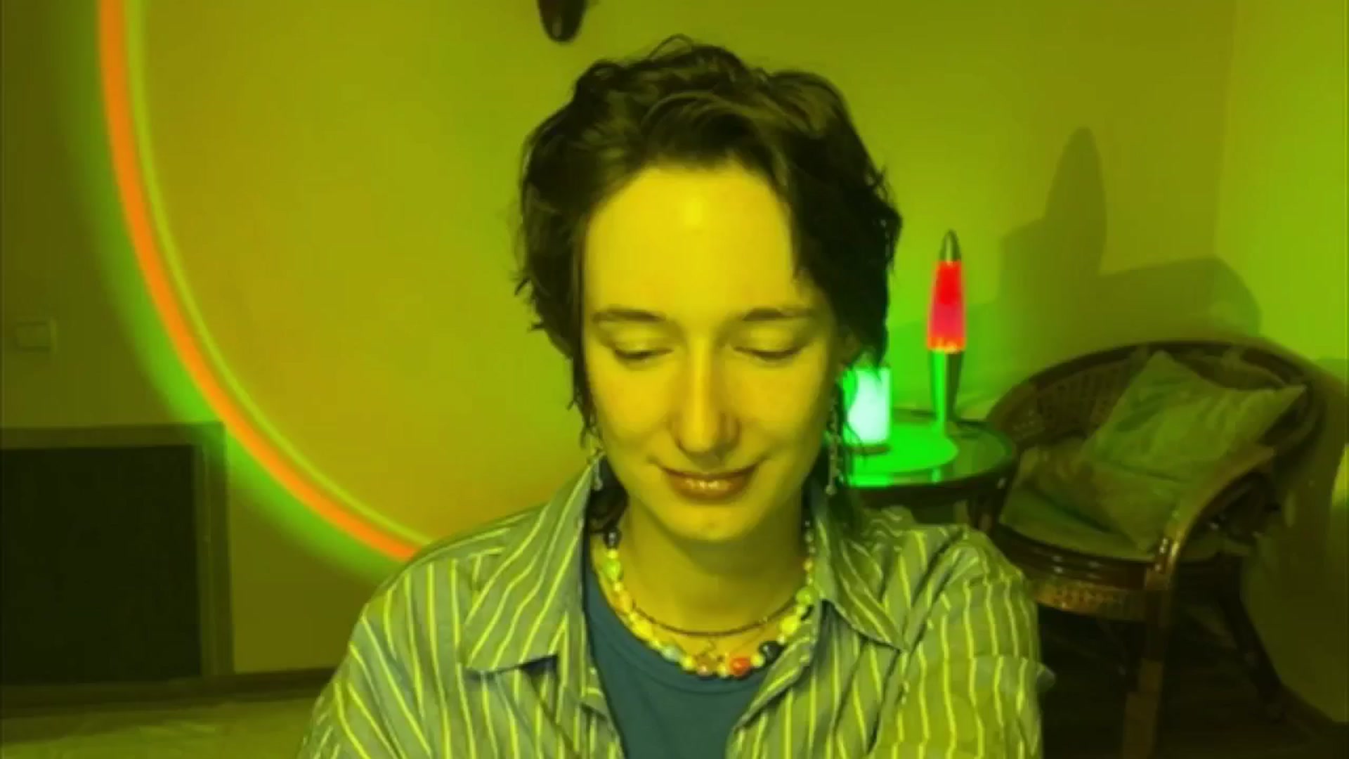 Gallery image thumbnail from LoooneyTunes's myfreecams stream on, 06/14/2025, 20:38 image 17 of 20