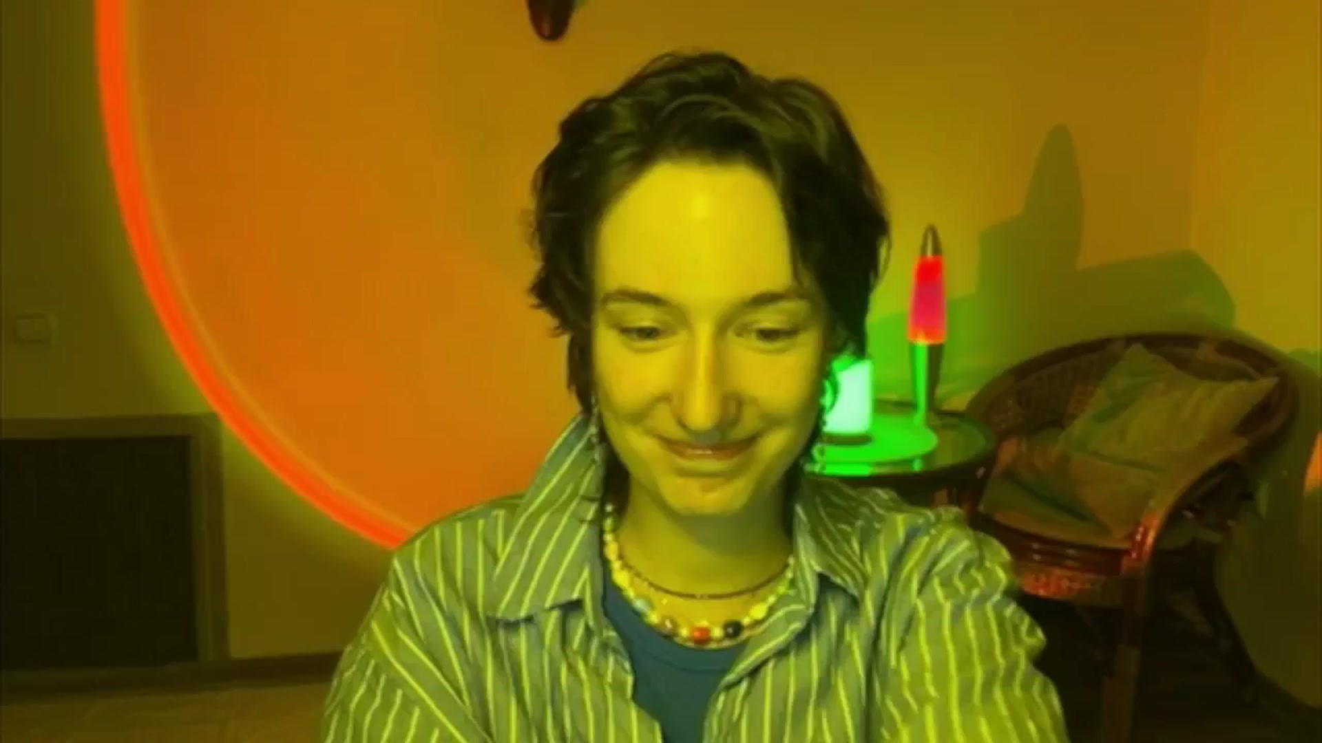 Gallery image thumbnail from LoooneyTunes's myfreecams stream on, 06/14/2025, 22:11 image 15 of 20