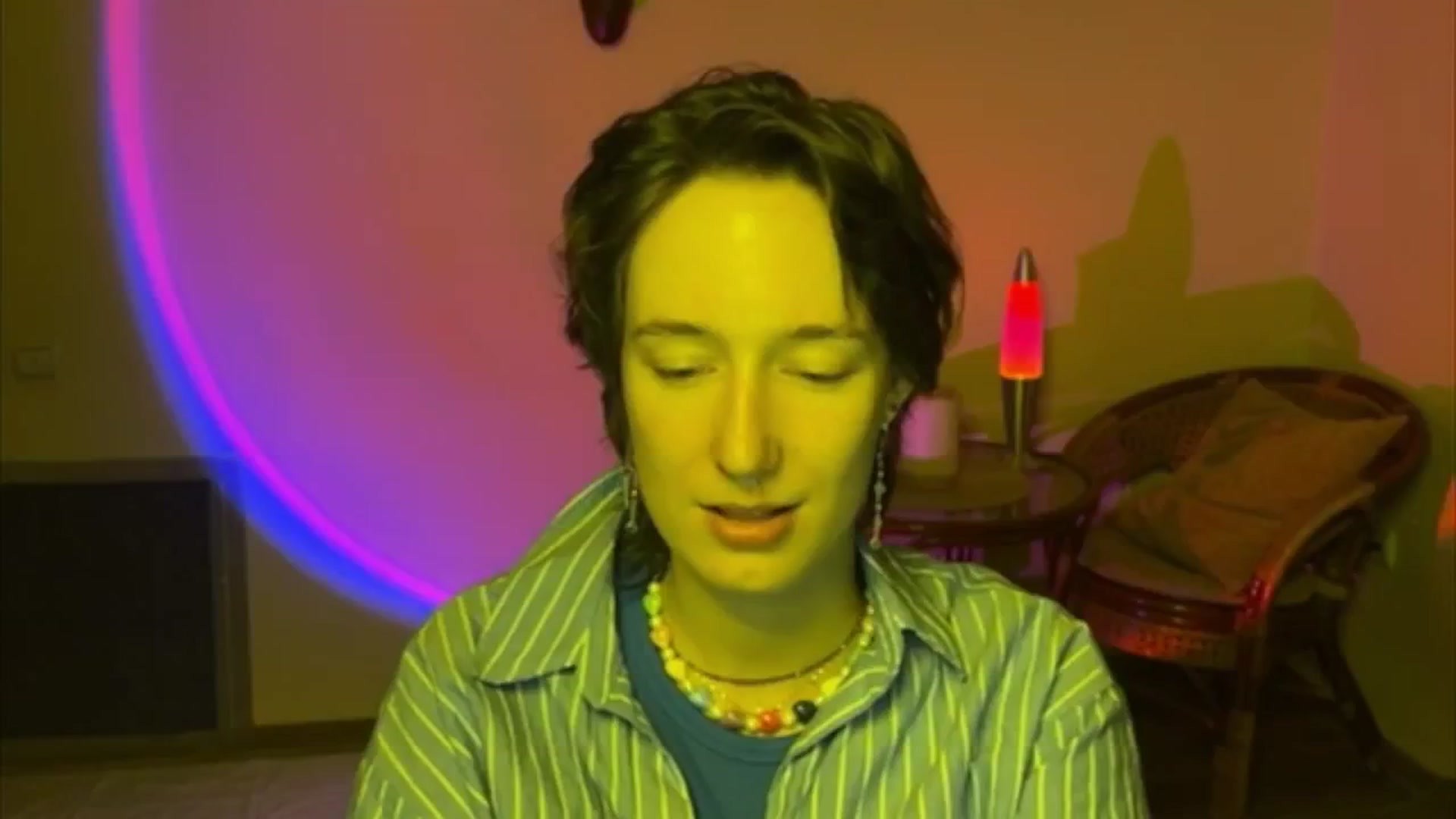 Gallery image thumbnail from LoooneyTunes's myfreecams stream on, 06/14/2025, 22:42 image 19 of 20