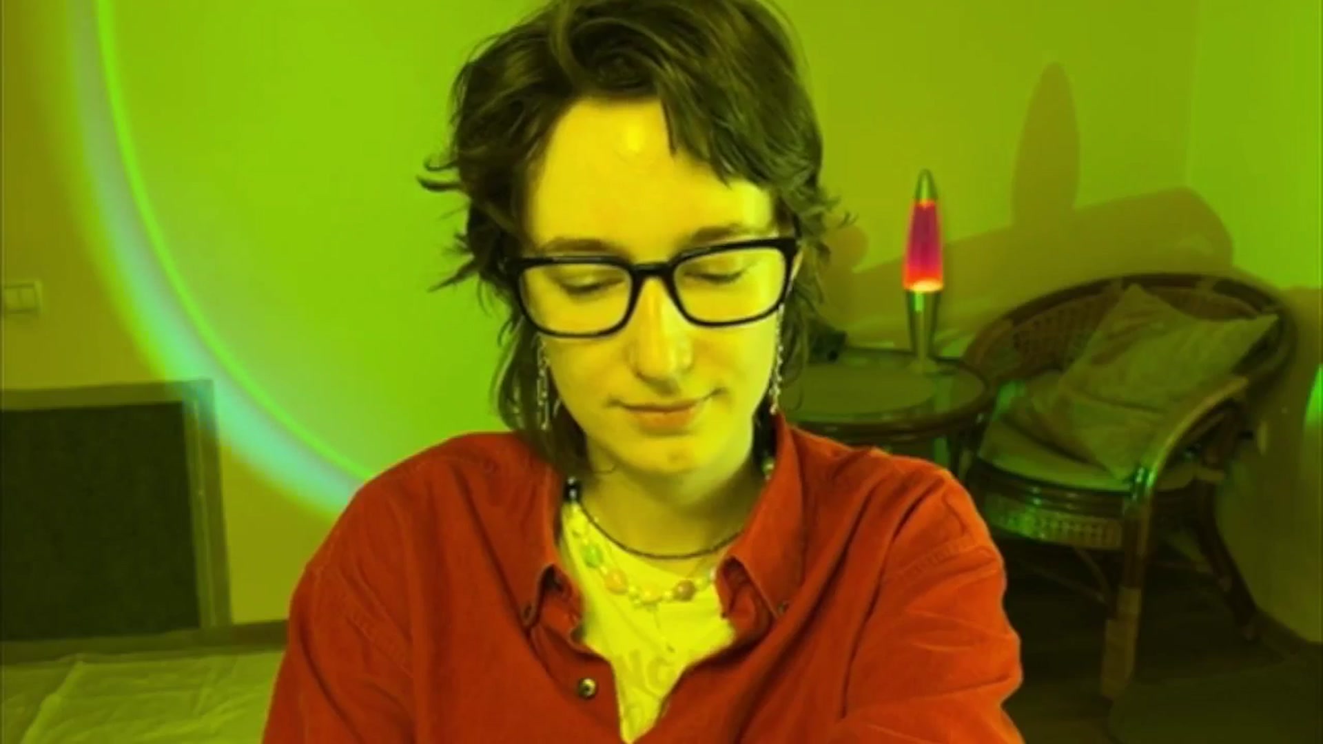 Gallery image thumbnail from LoooneyTunes's myfreecams stream on, 06/15/2025, 13:59 image 4 of 20