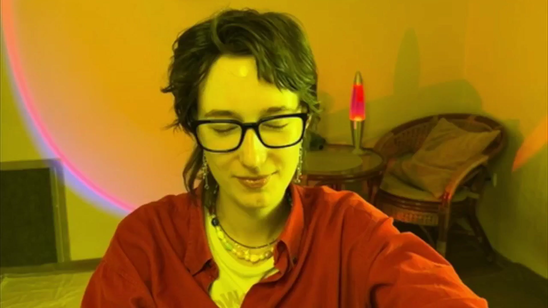 Gallery image thumbnail from LoooneyTunes's myfreecams stream on, 06/15/2025, 15:40 image 14 of 20