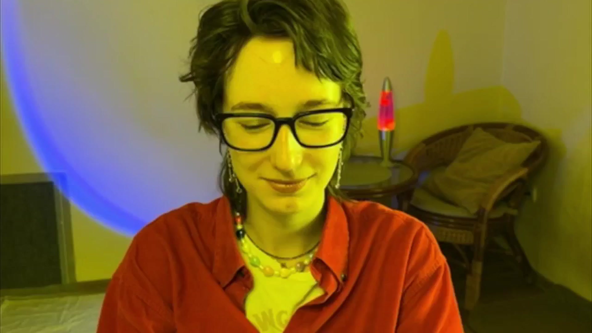Gallery image thumbnail from LoooneyTunes's myfreecams stream on, 06/15/2025, 15:40 image 16 of 20