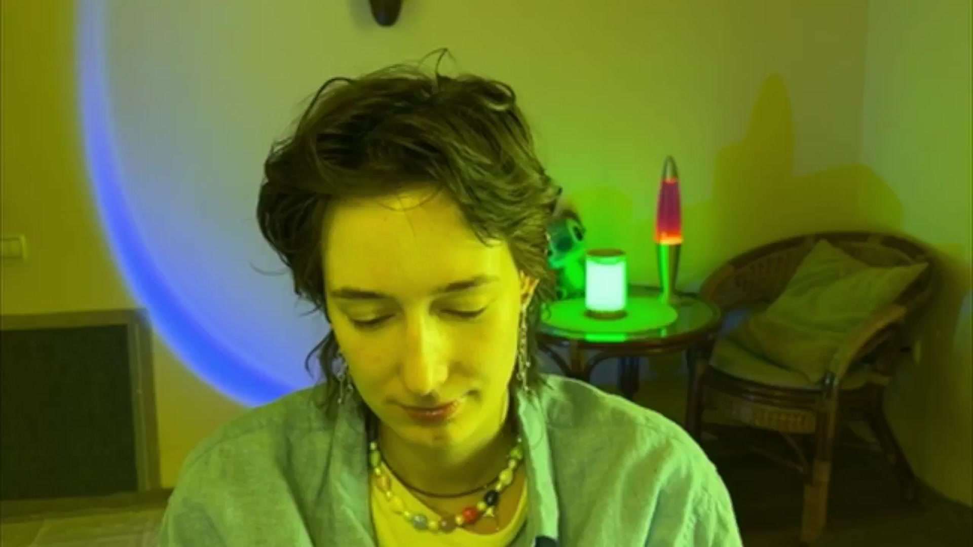 Gallery image thumbnail from LoooneyTunes's myfreecams stream on, 06/16/2025, 13:11 image 15 of 20