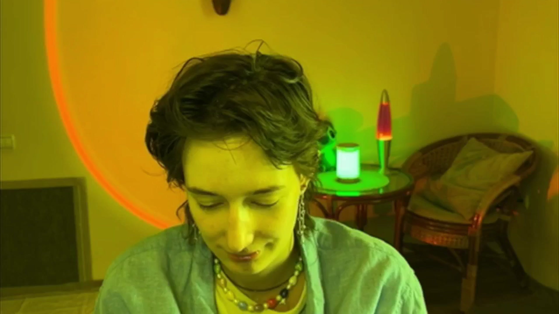 Gallery image thumbnail from LoooneyTunes's myfreecams stream on, 06/16/2025, 13:11 image 16 of 20