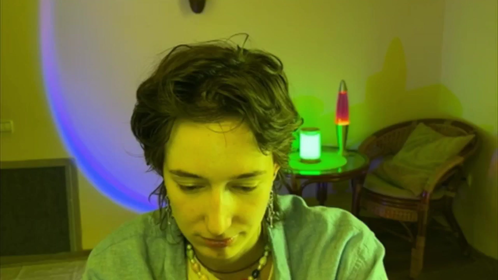 Gallery image thumbnail from LoooneyTunes's myfreecams stream on, 06/16/2025, 13:11 image 9 of 20