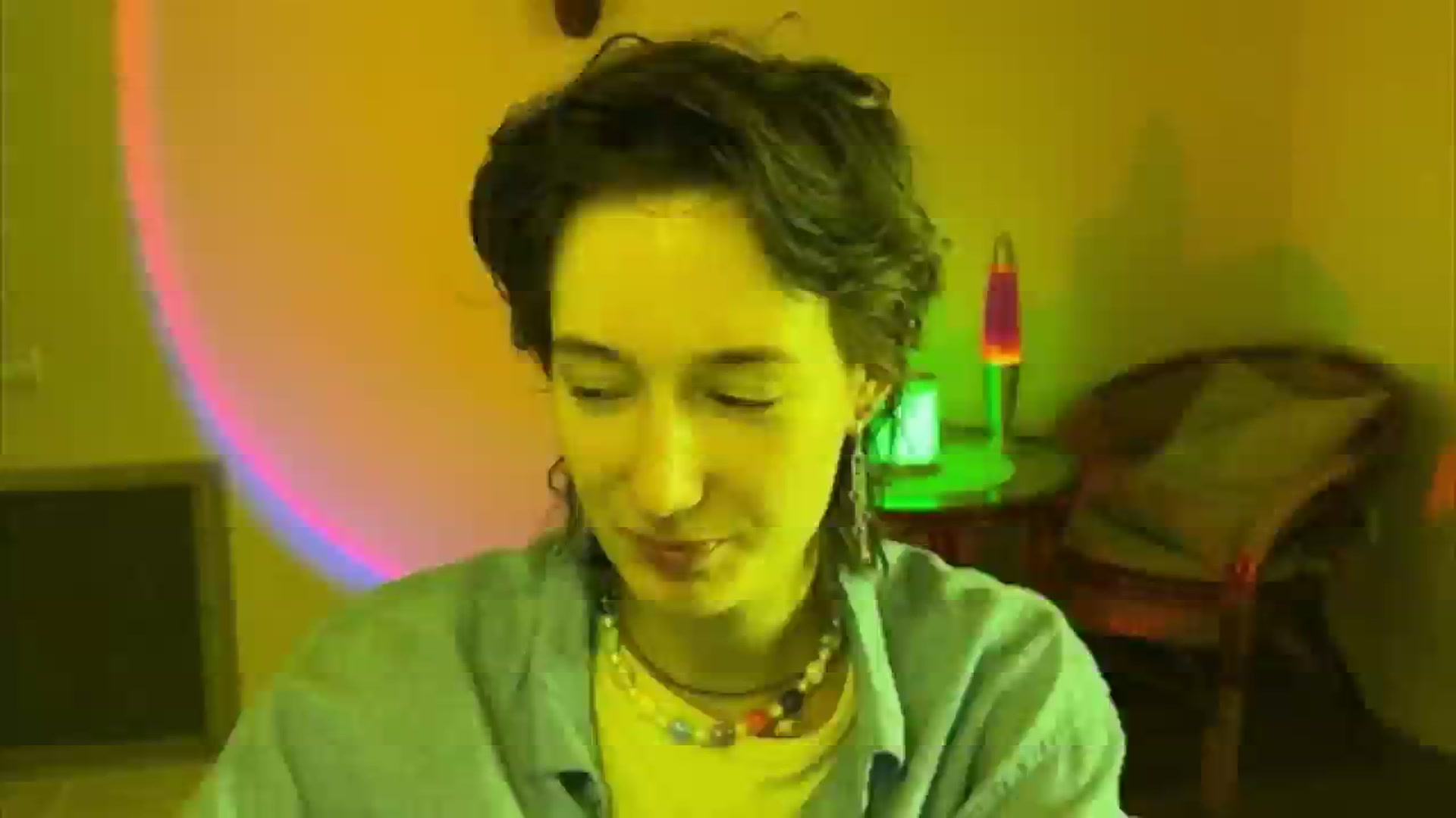 Gallery image thumbnail from LoooneyTunes's myfreecams stream on, 06/16/2025, 13:11 image 1 of 20